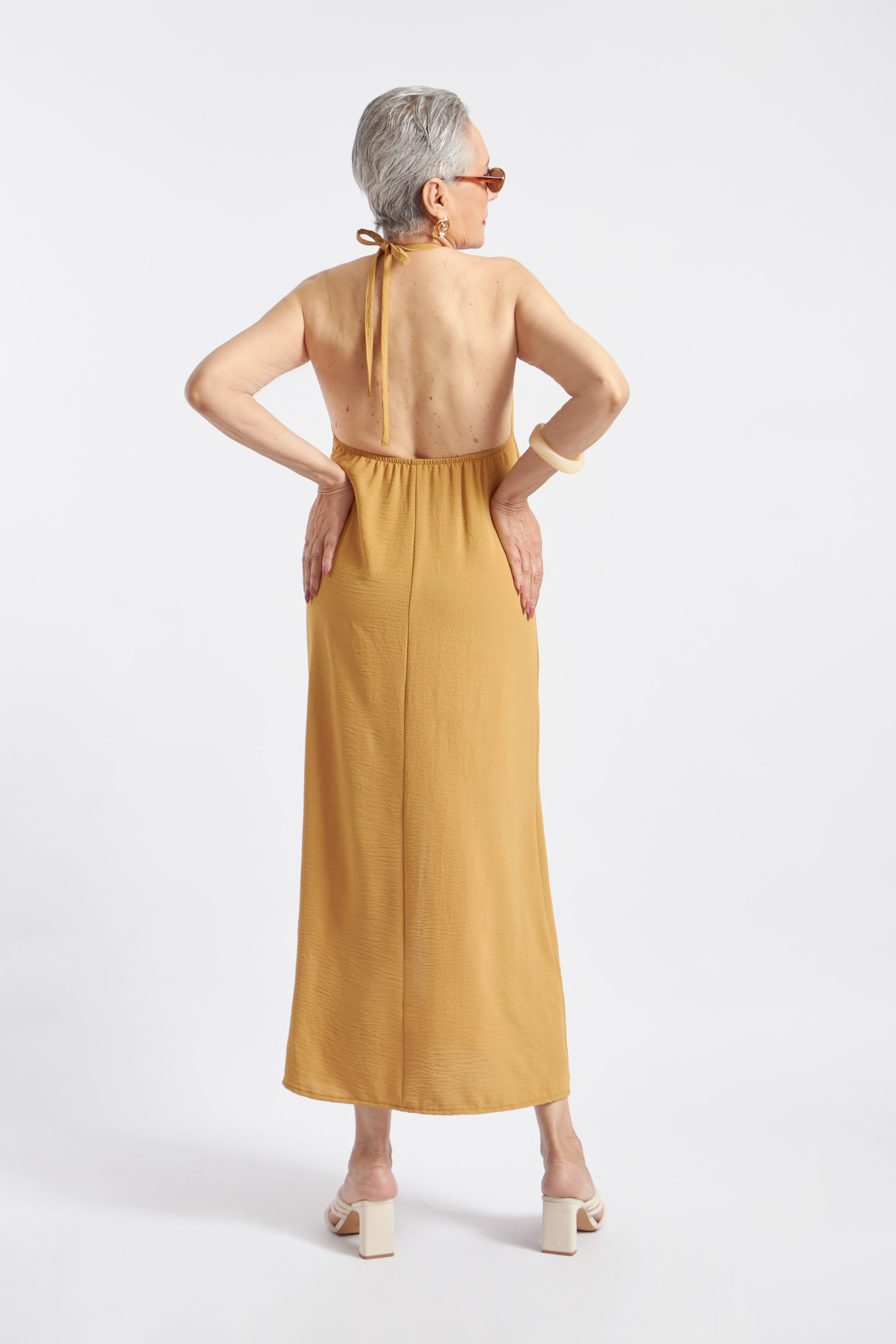 Vestido Halter Abertura - Mostaza