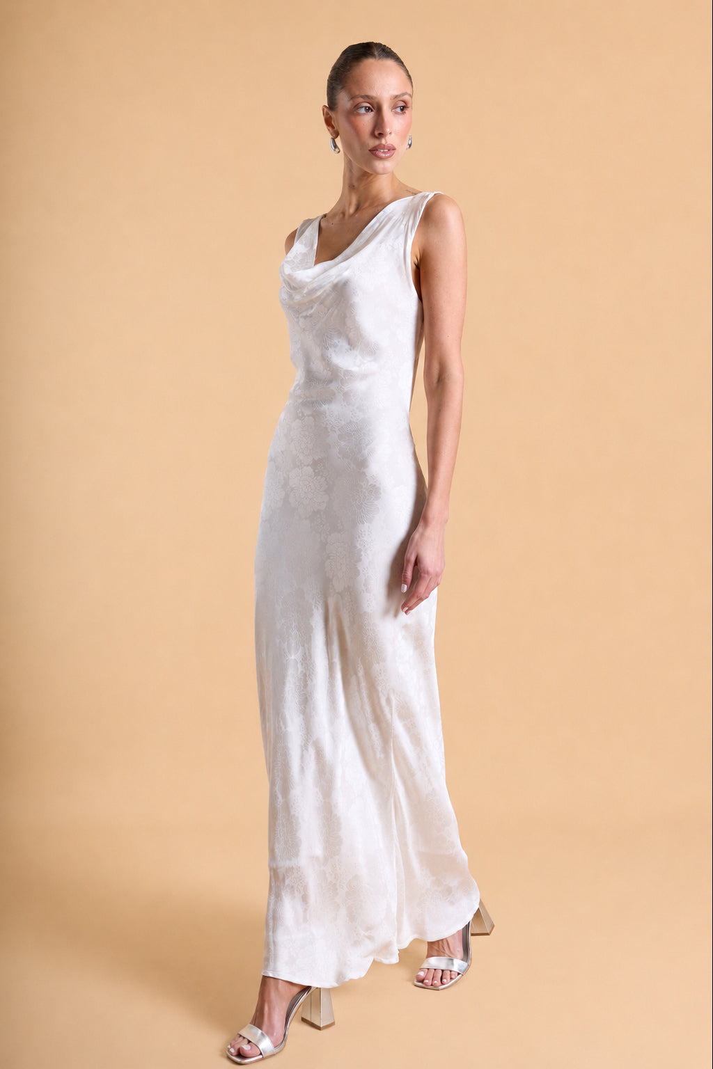 Vestido Satinado Flores - Perla