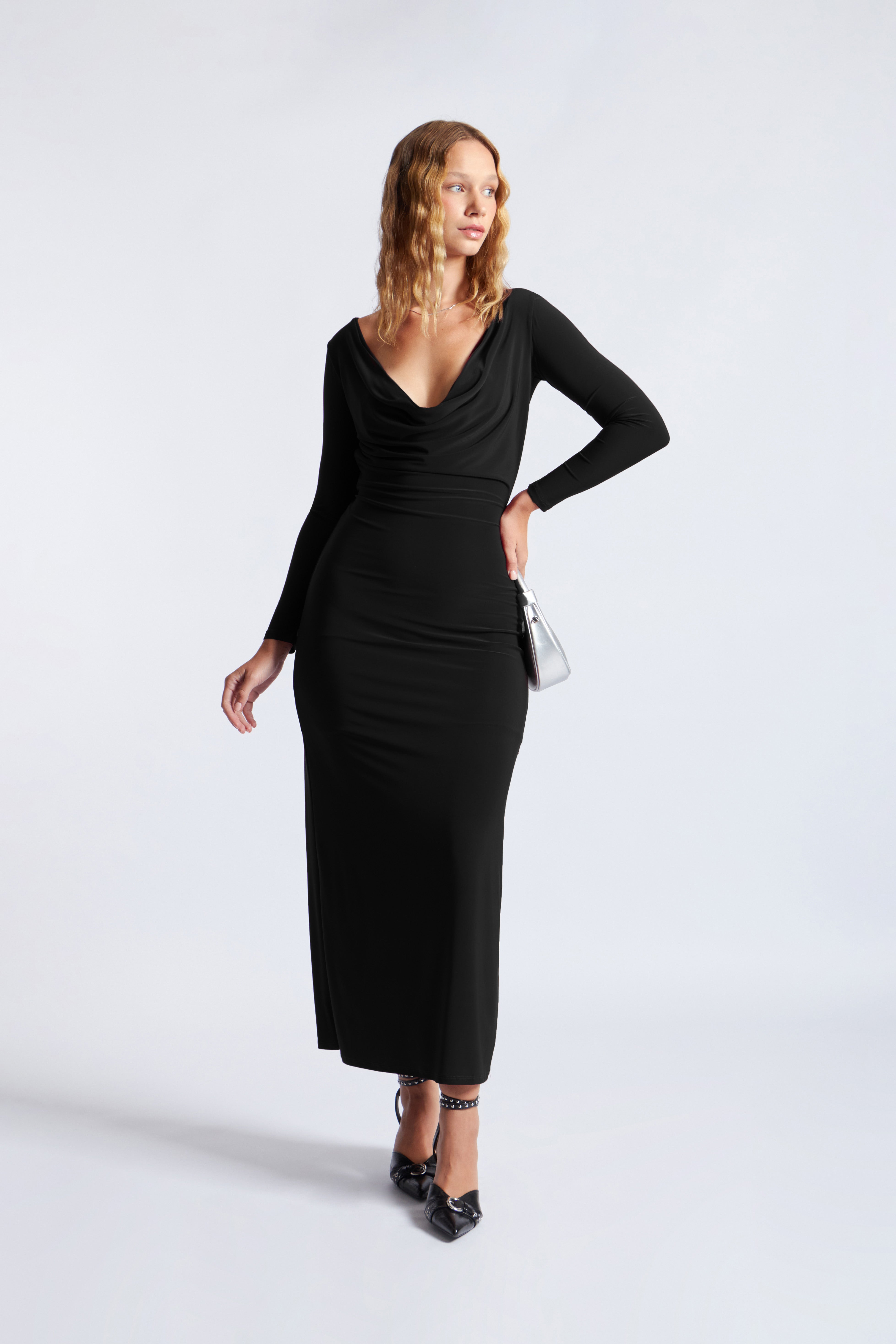 Vestido Largo Caída de Agua - Negro