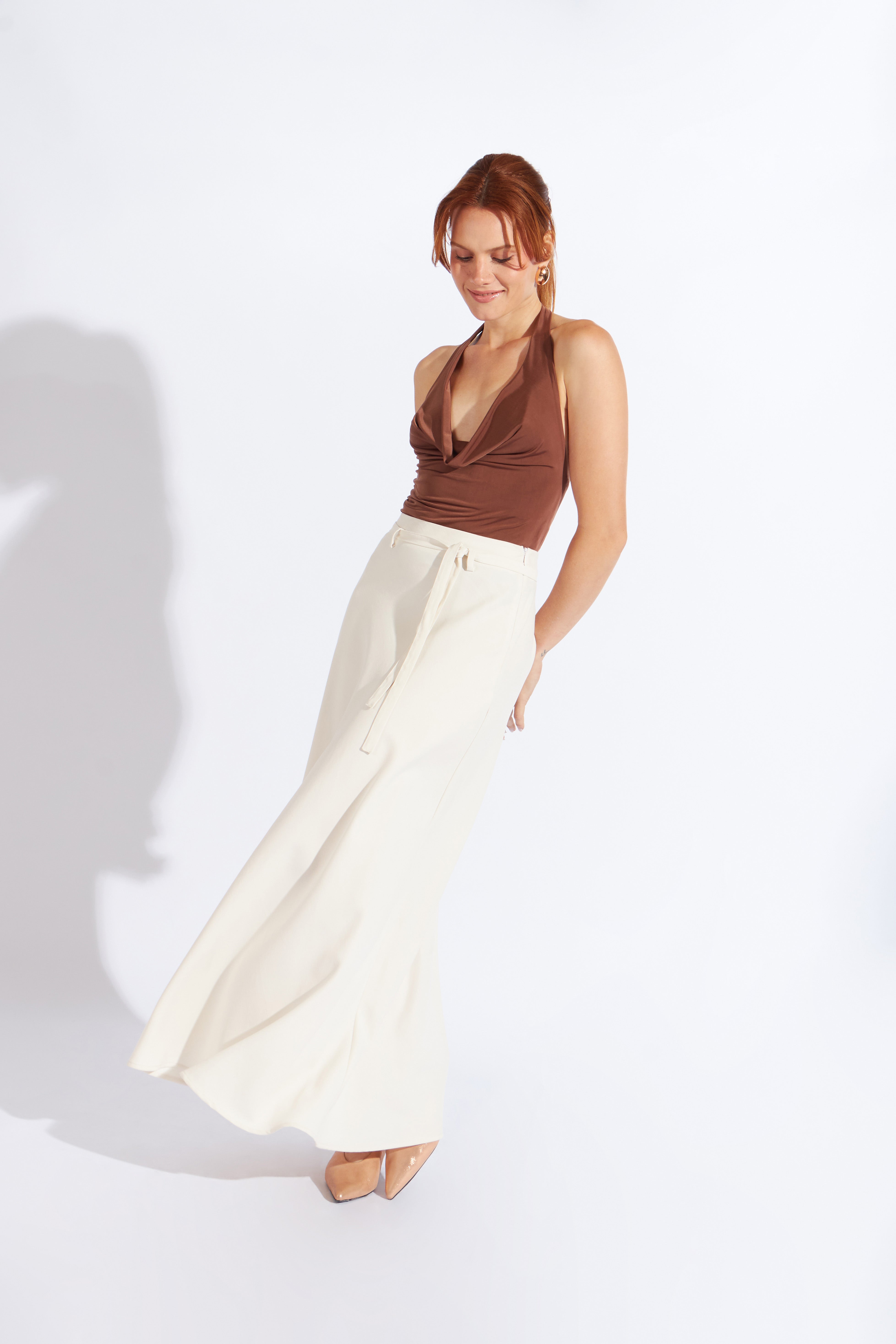 Falda Midi con Cinturón - Beige