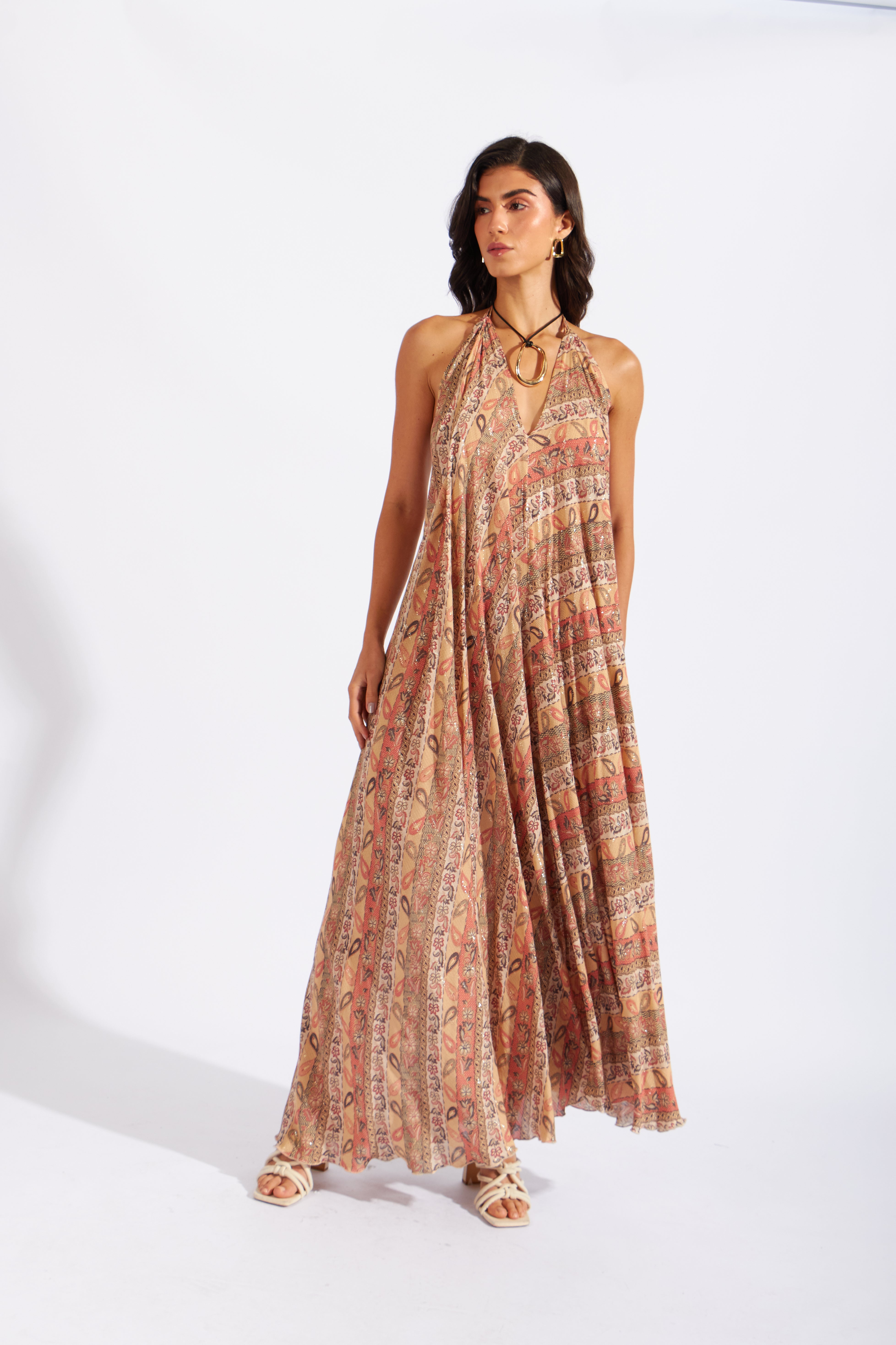 Vestido Fluido Halter Escote - Beige