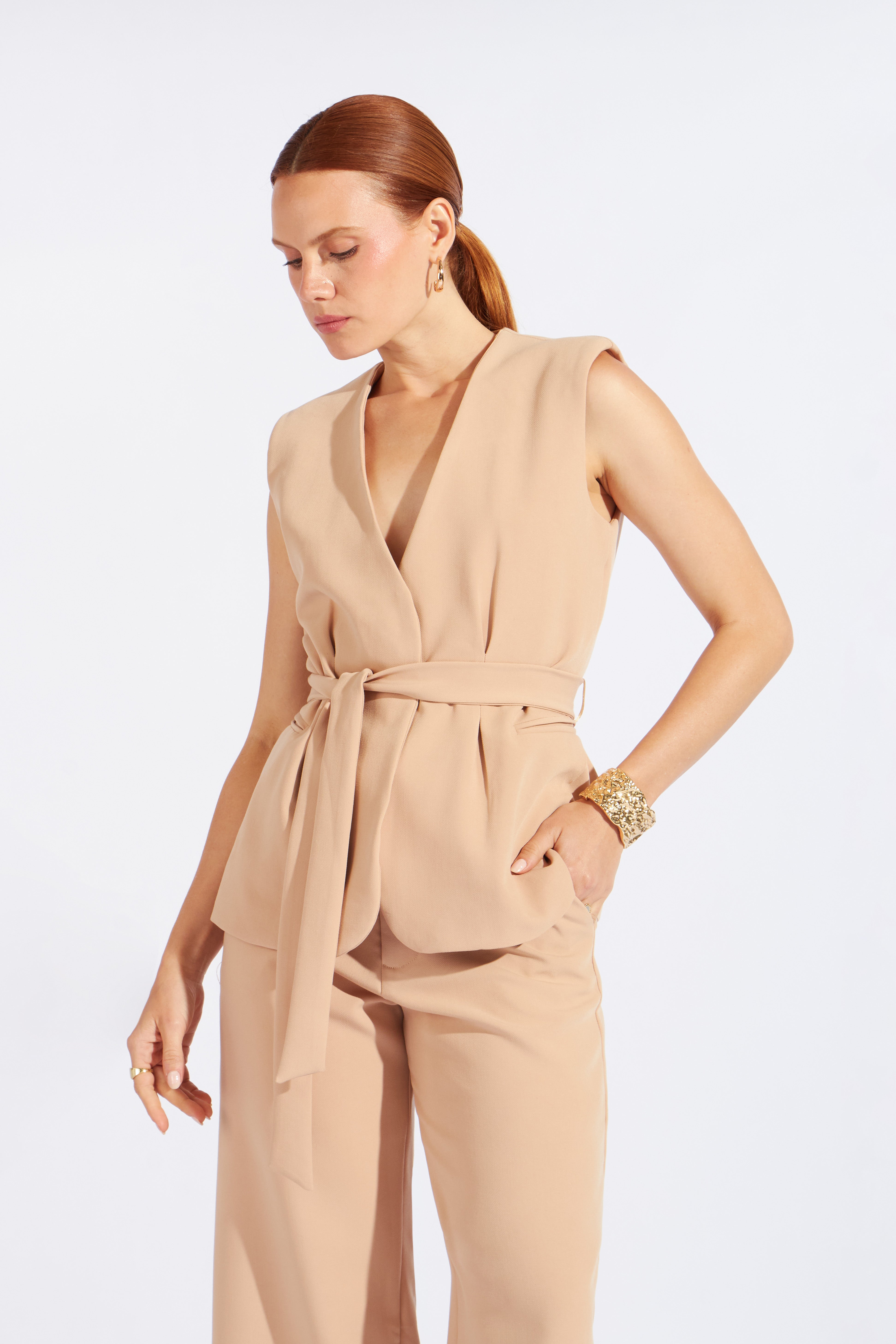 Chaleco Cinturón Sastre - Beige