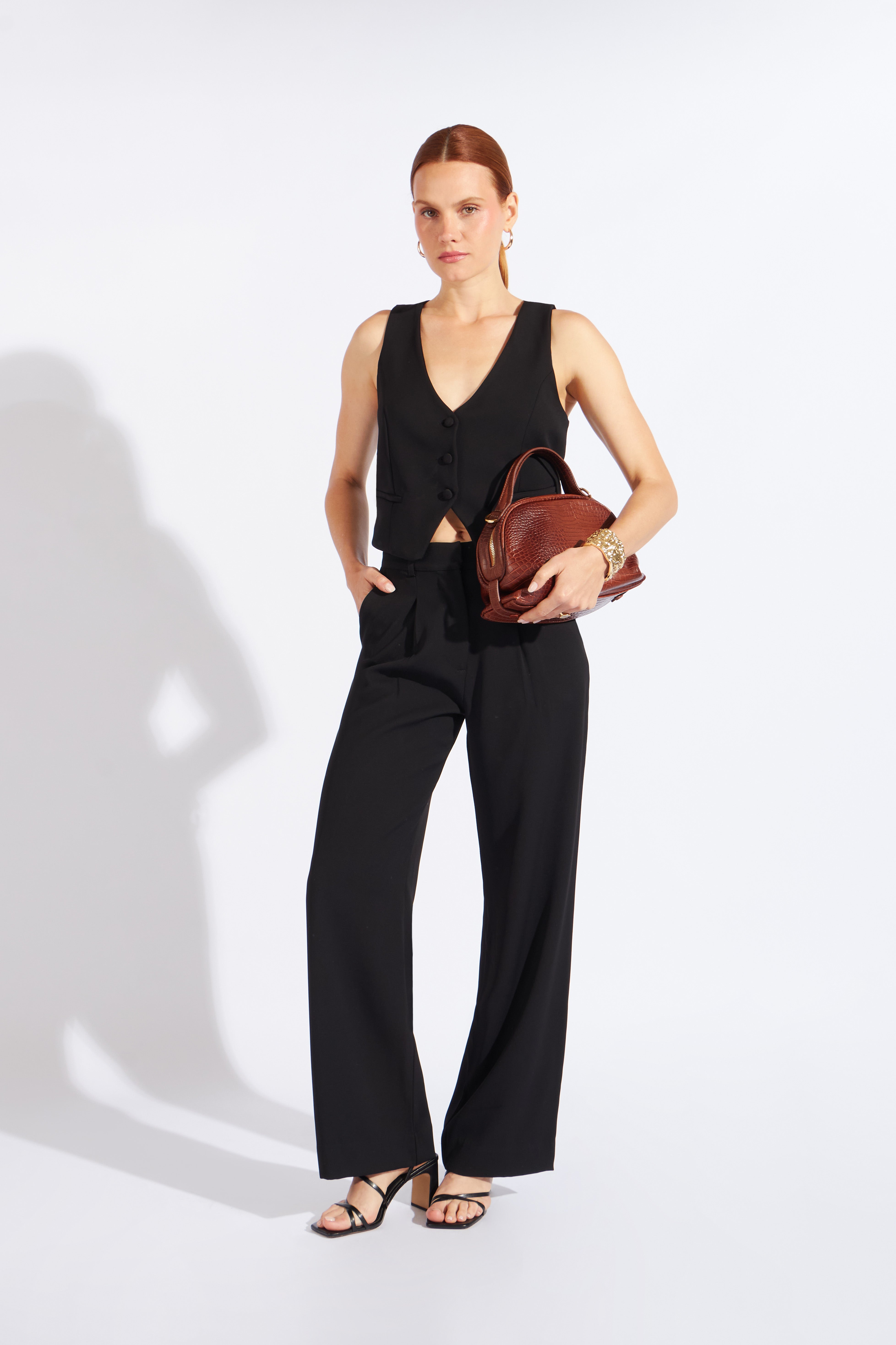 Chaleco Estructura Cropped - Negro