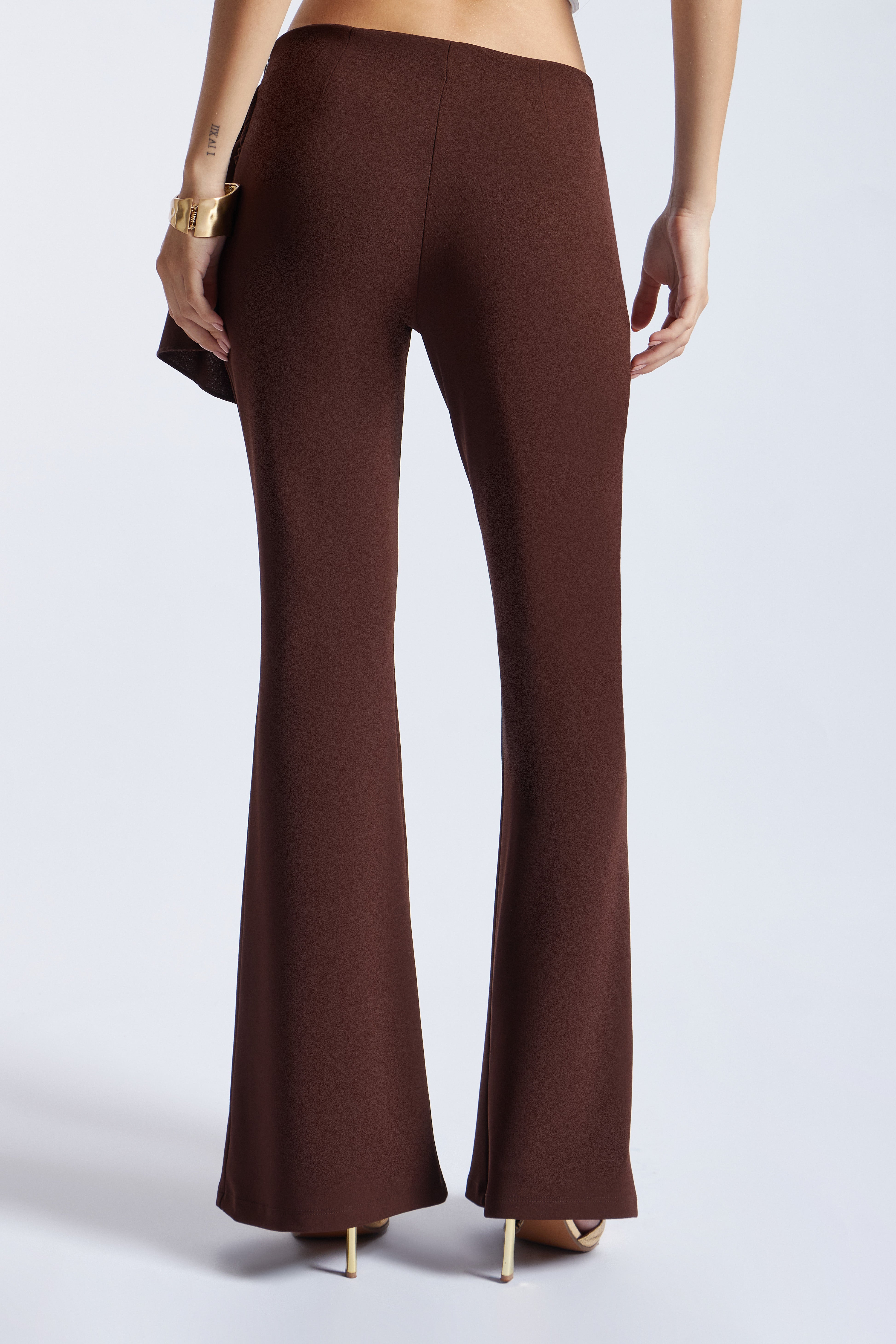 Pantalón Flare con Broche - Marrón