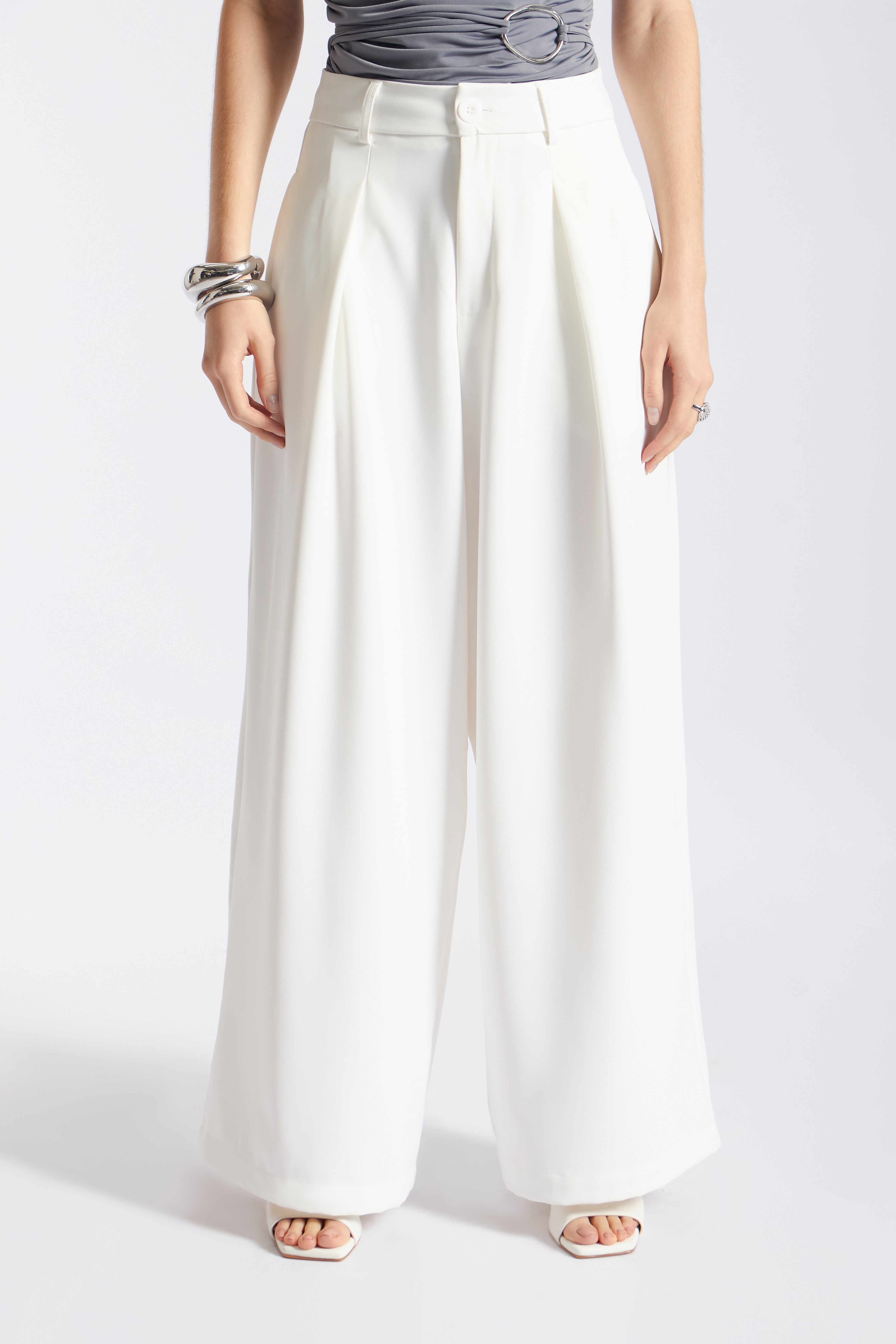 Pantalón Tailored Ancho Pliegues - Perla