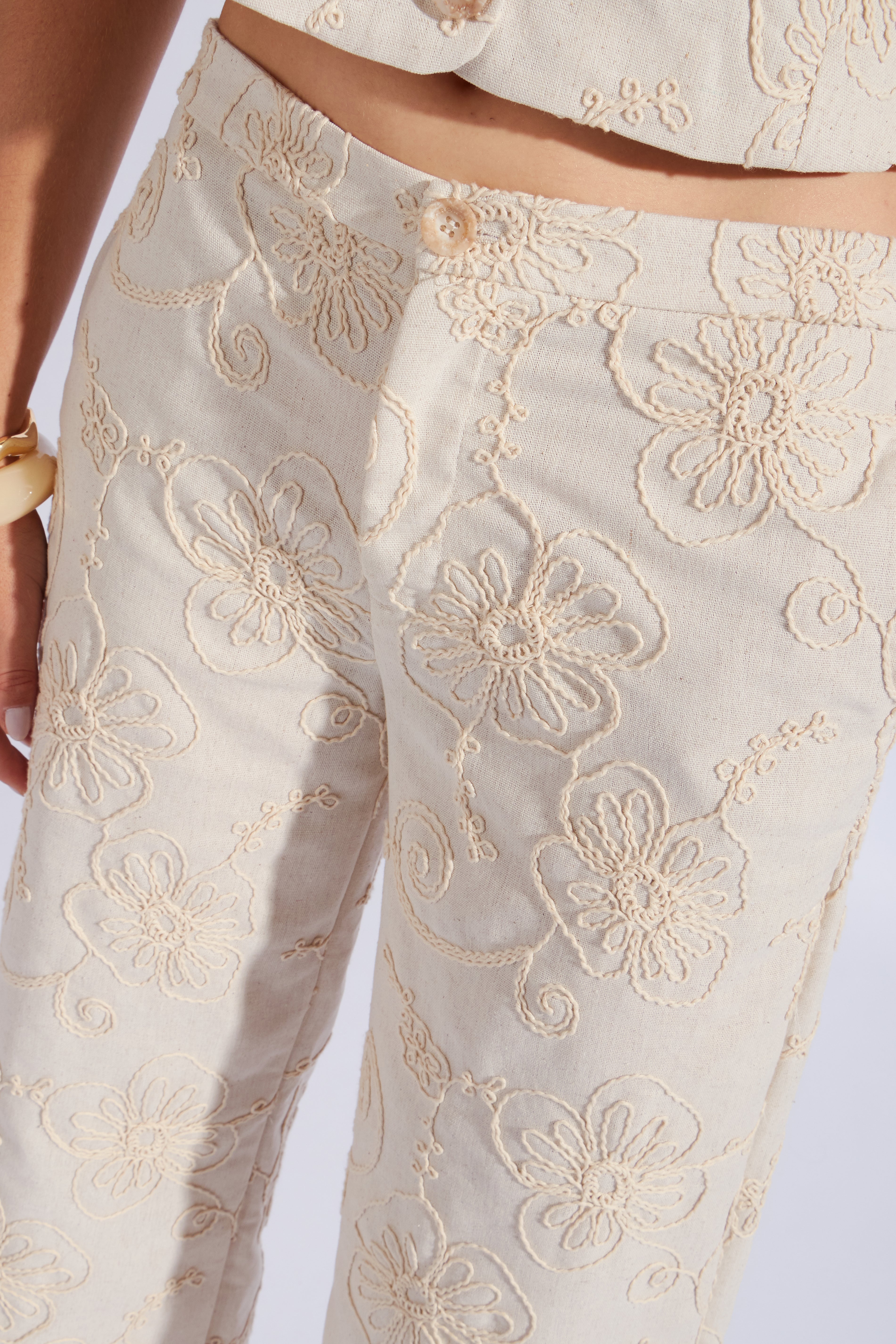 Pantalón Bordado Straight - Natural