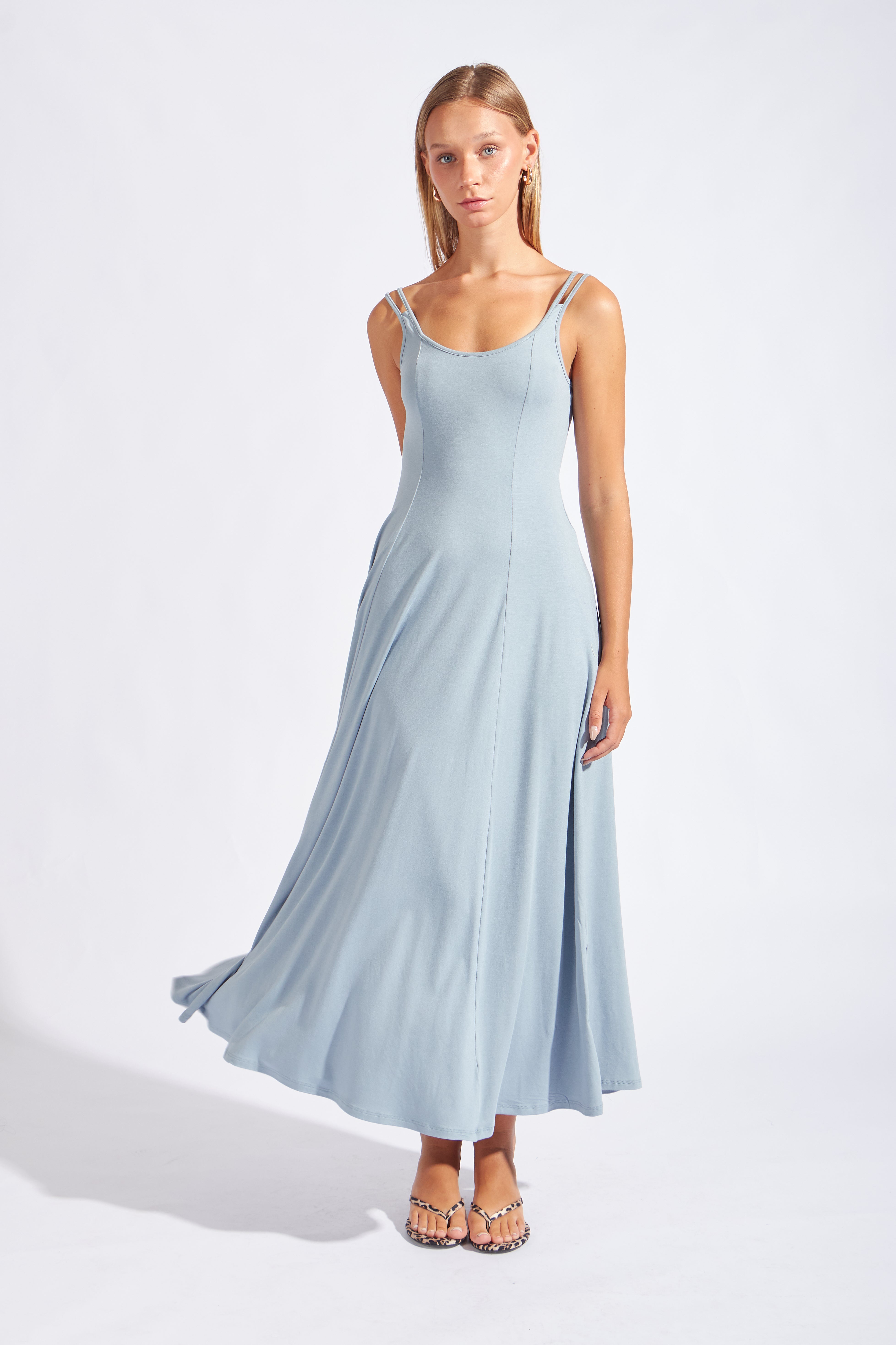 Vestido Tirantes Silueta - Acero