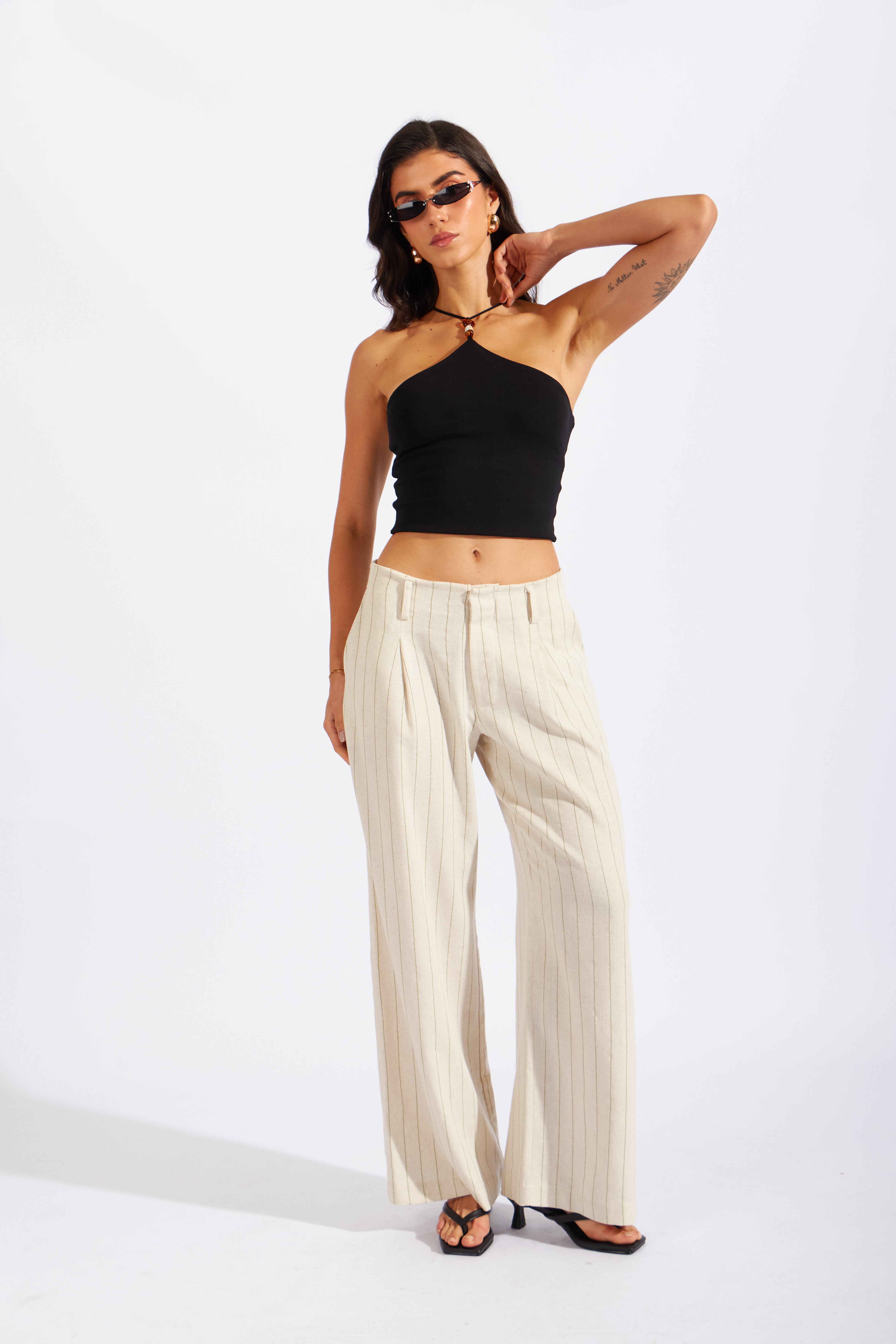 Crop Top Halter Cuentas - Negro