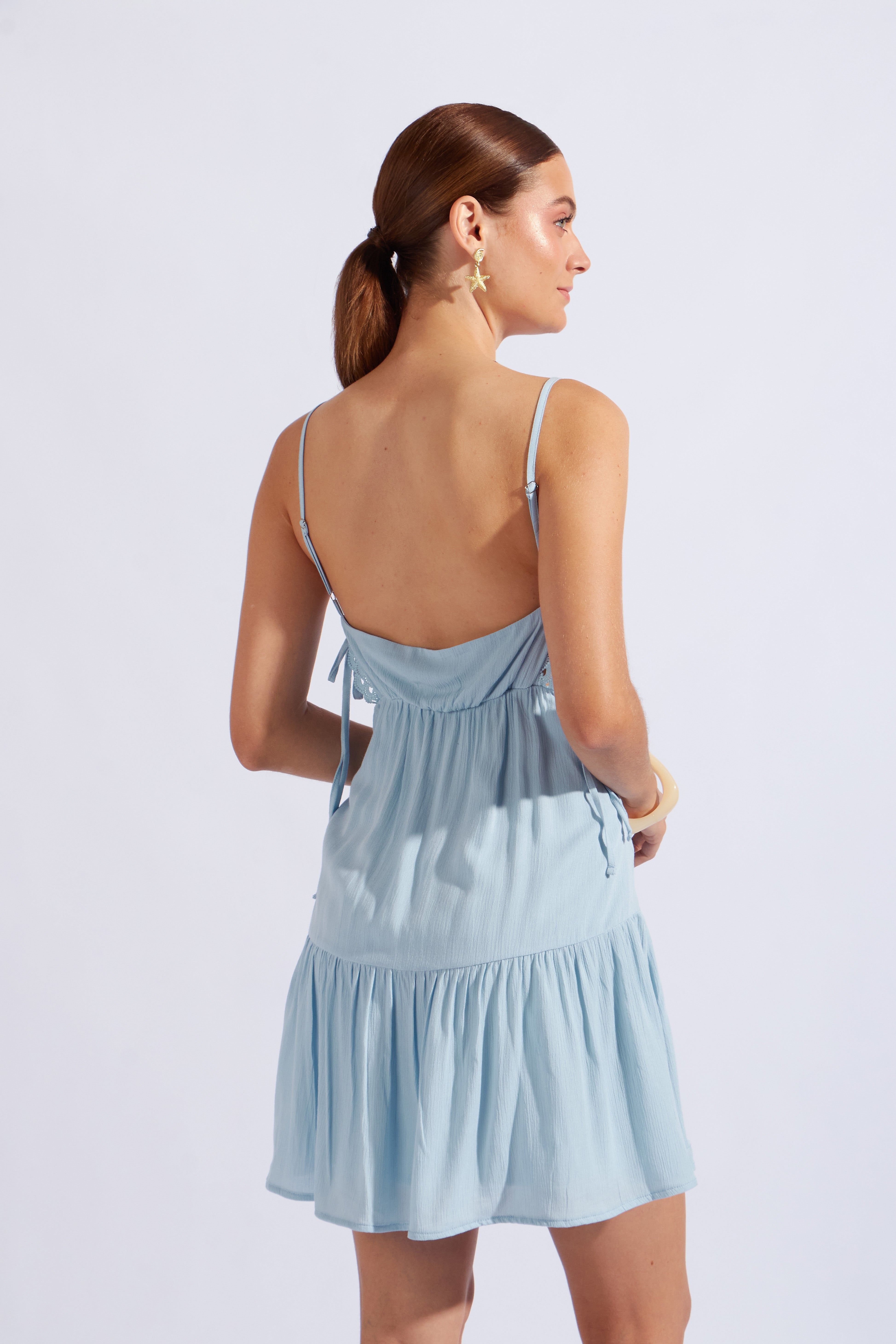 Vestido Corto Fluido - Celeste