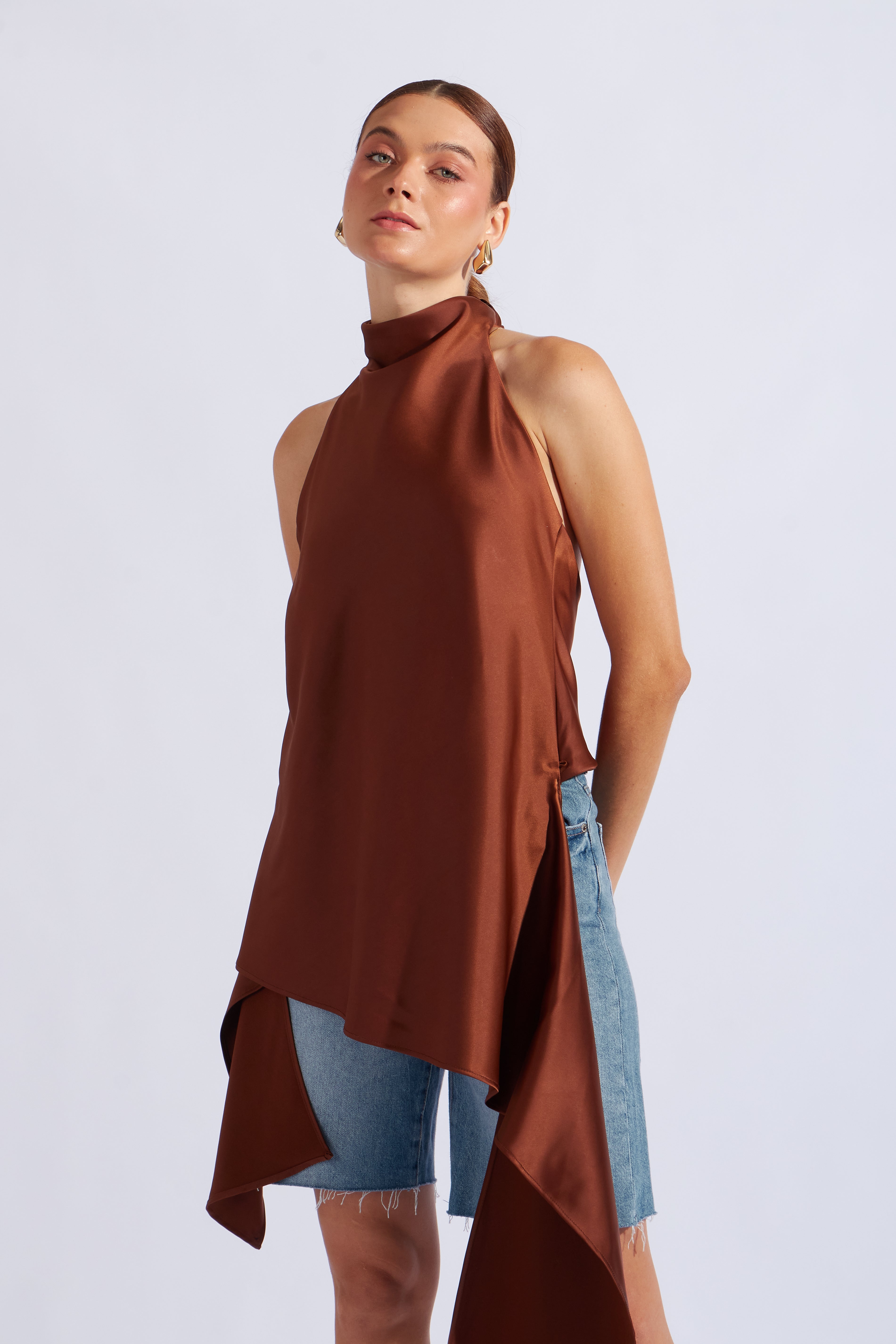 Top Halter Satinado Soft - Capuchino