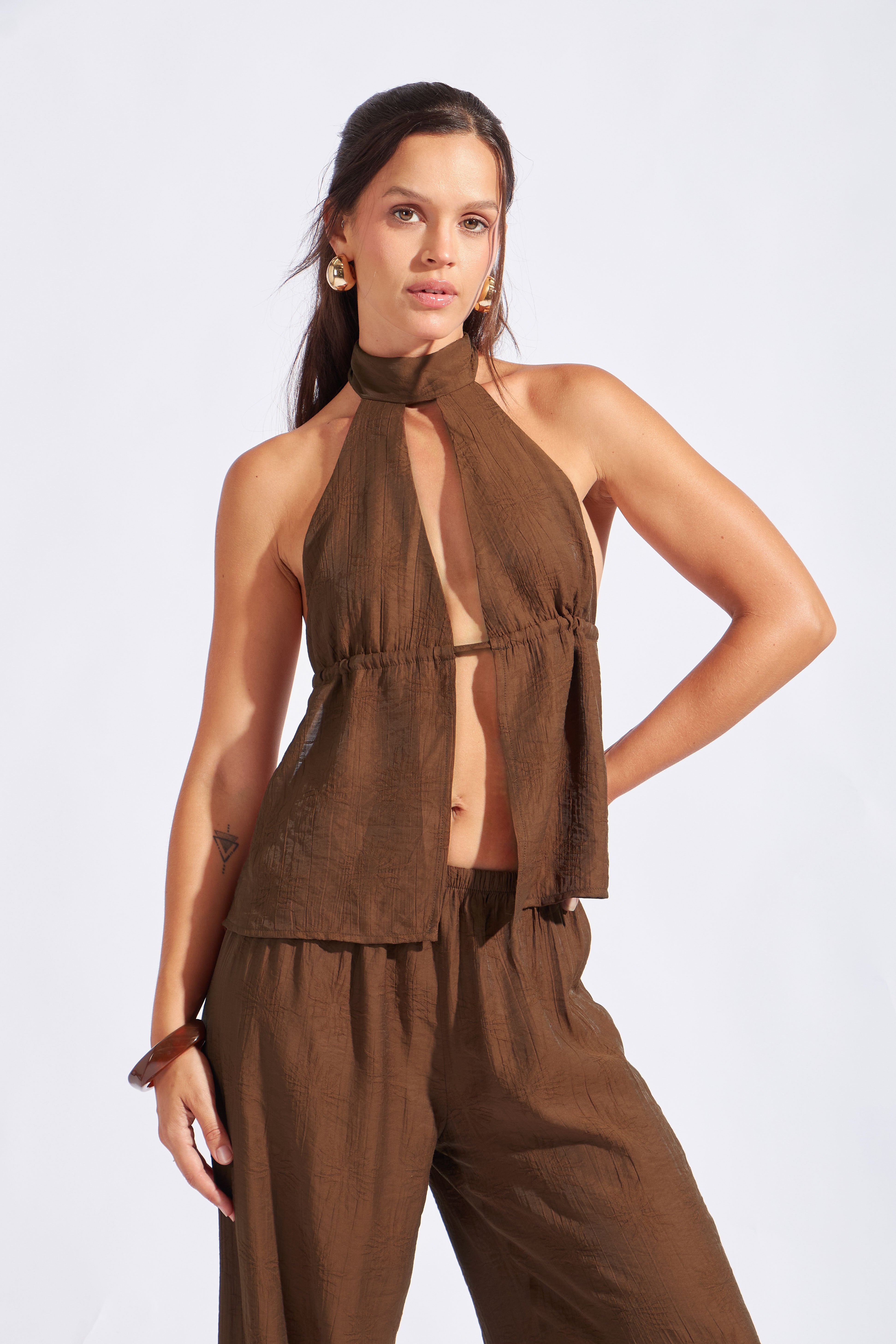 Top Textura Cuello Halter - Cholocate