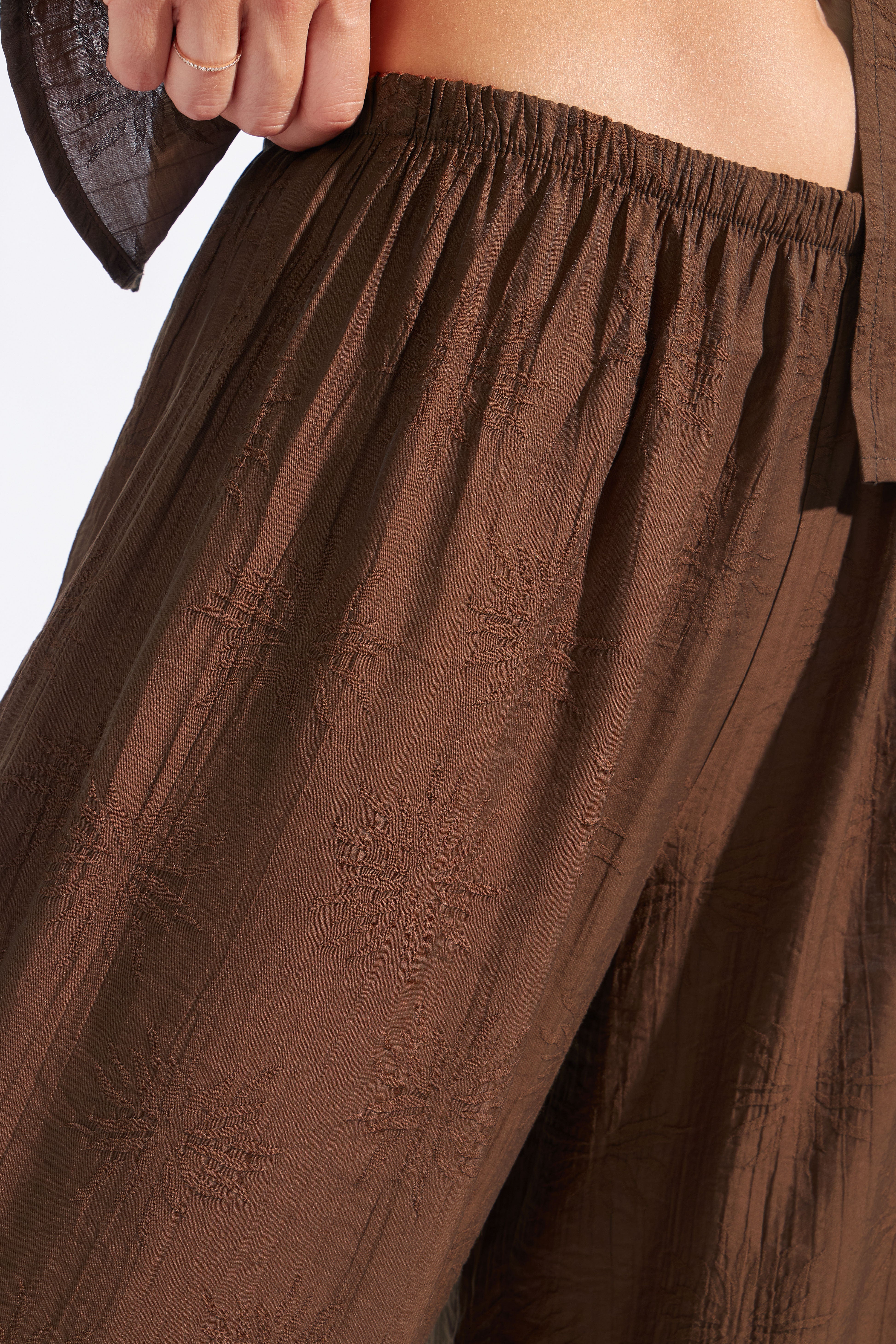 Pantalón Textura Holgado - Cholocate