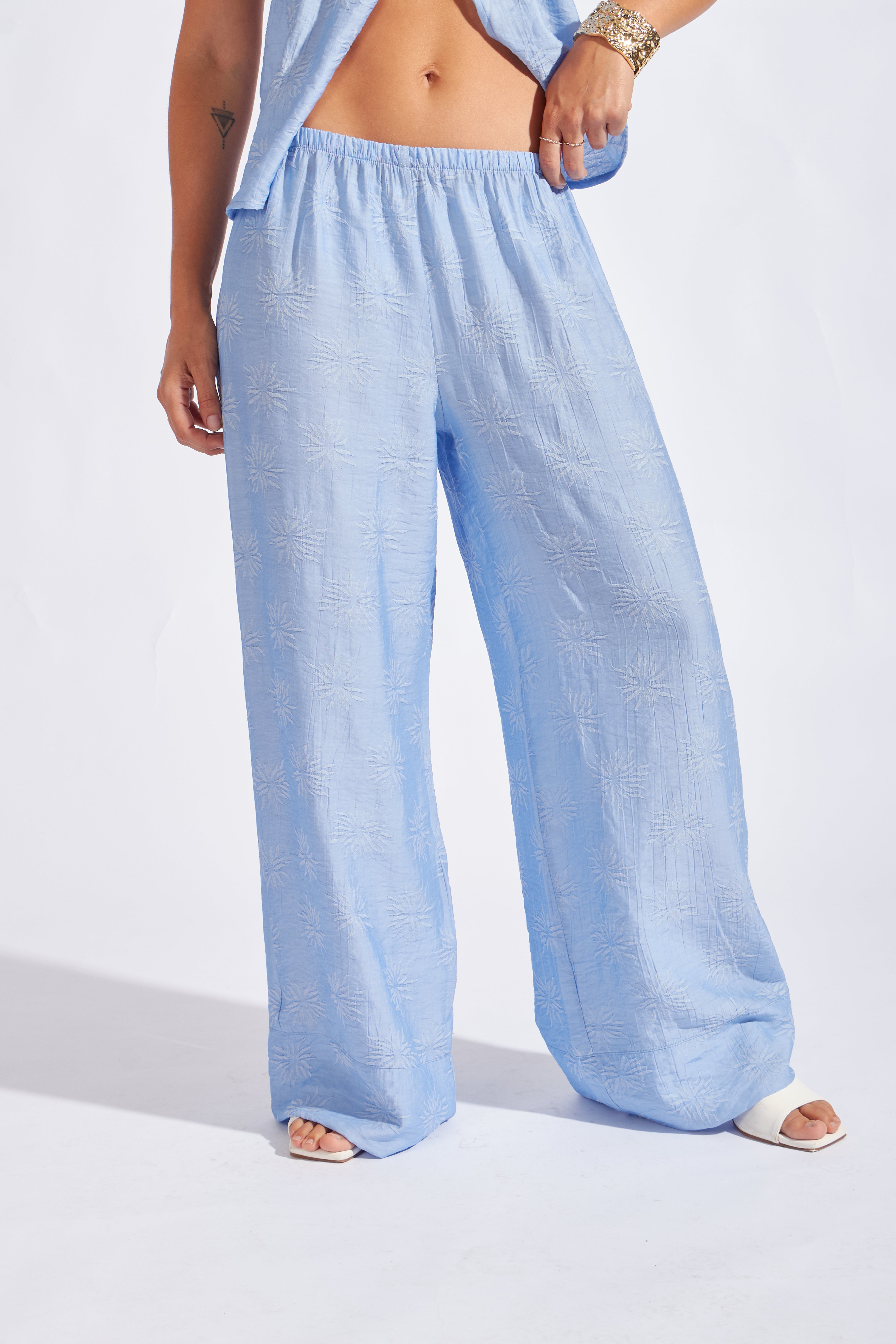 Pantalón Textura Holgado - Celeste