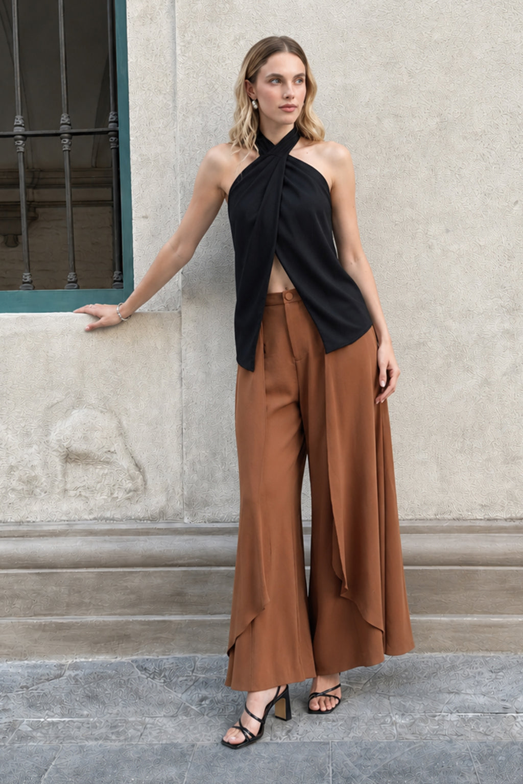 Pantalón Fluido con Volantes - Marrón