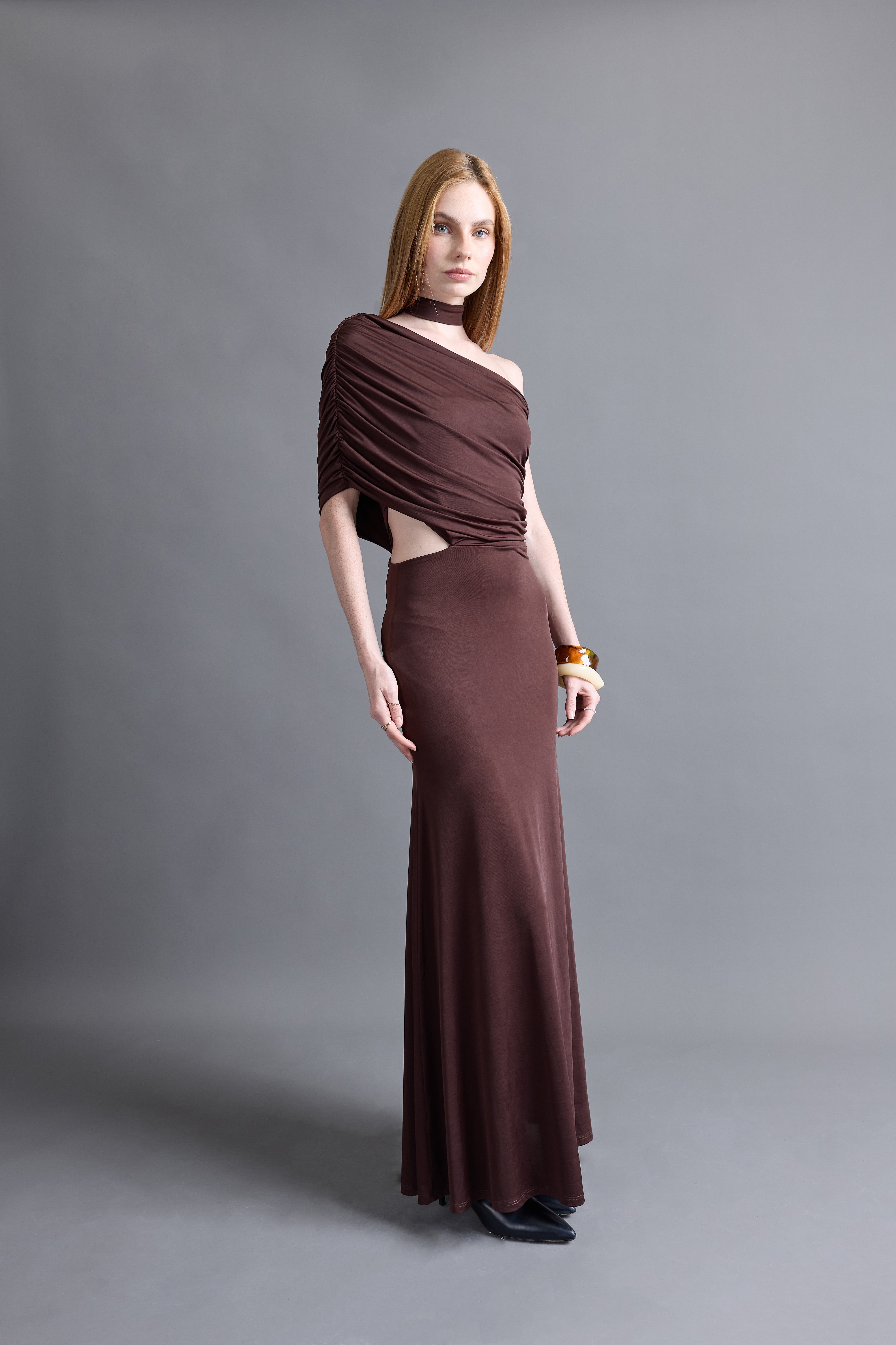 Vestido Asimétrico Drapeado - Marrón