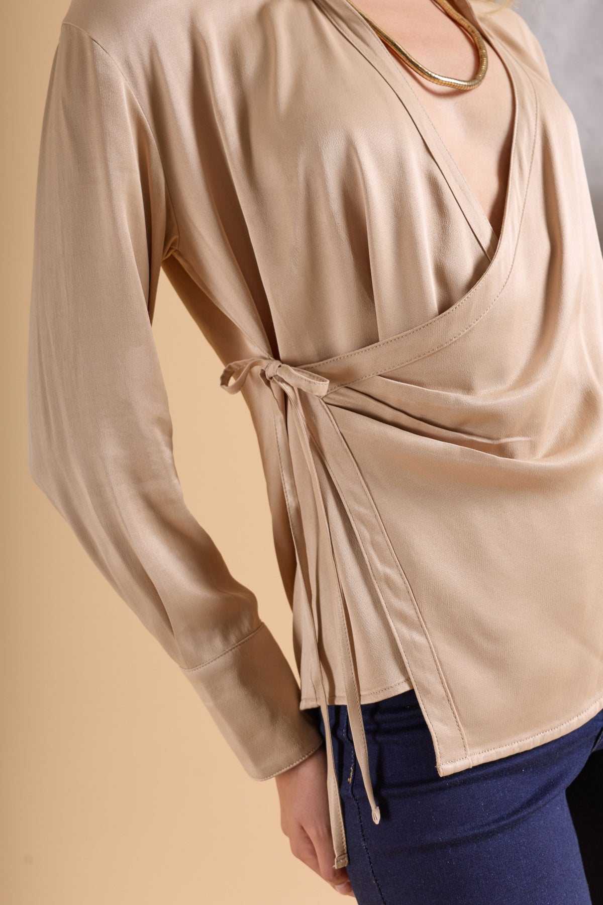 Top Drapeado Lateral - Beige