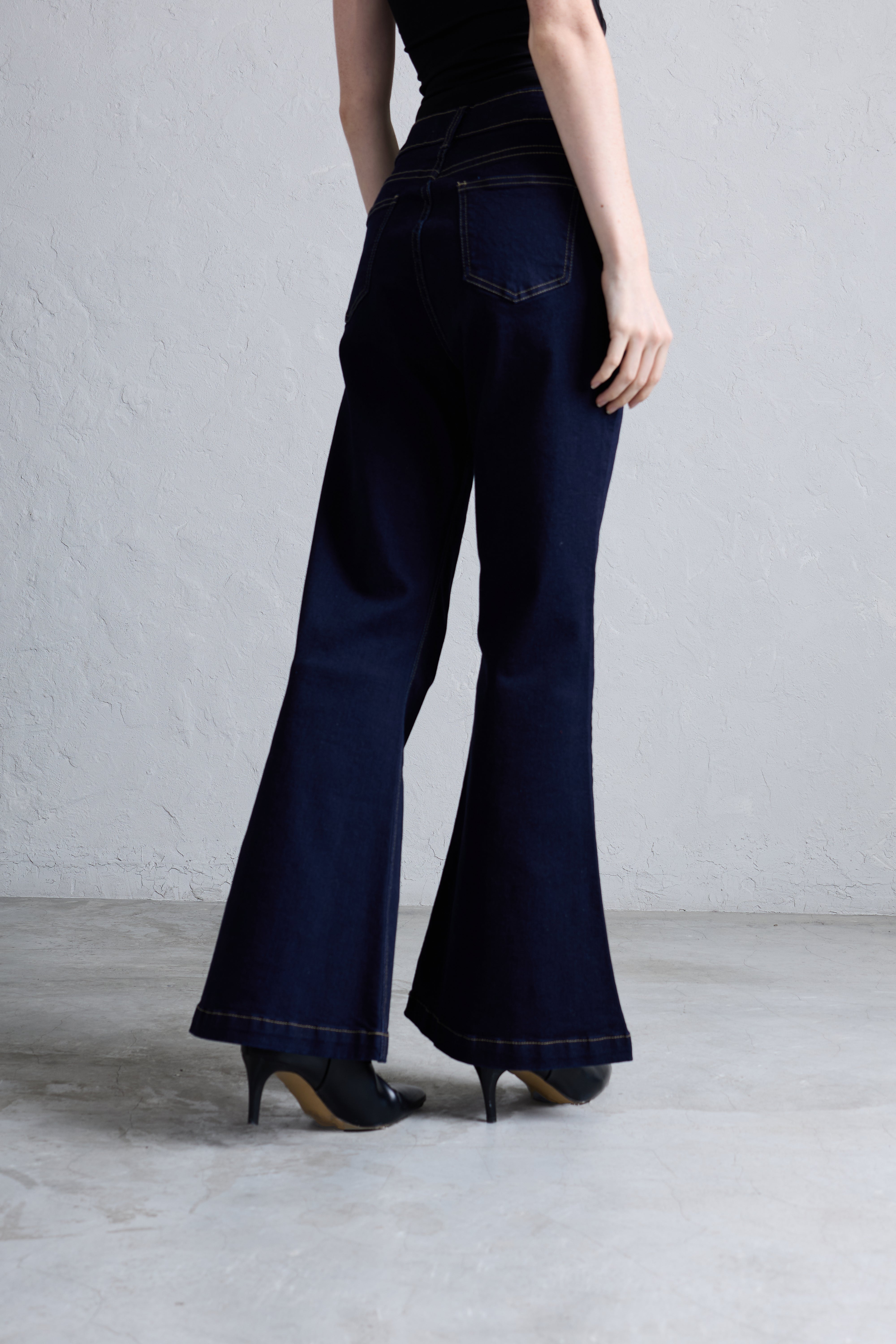 Pantalón Flare Tiro Alto - Azul Índigo