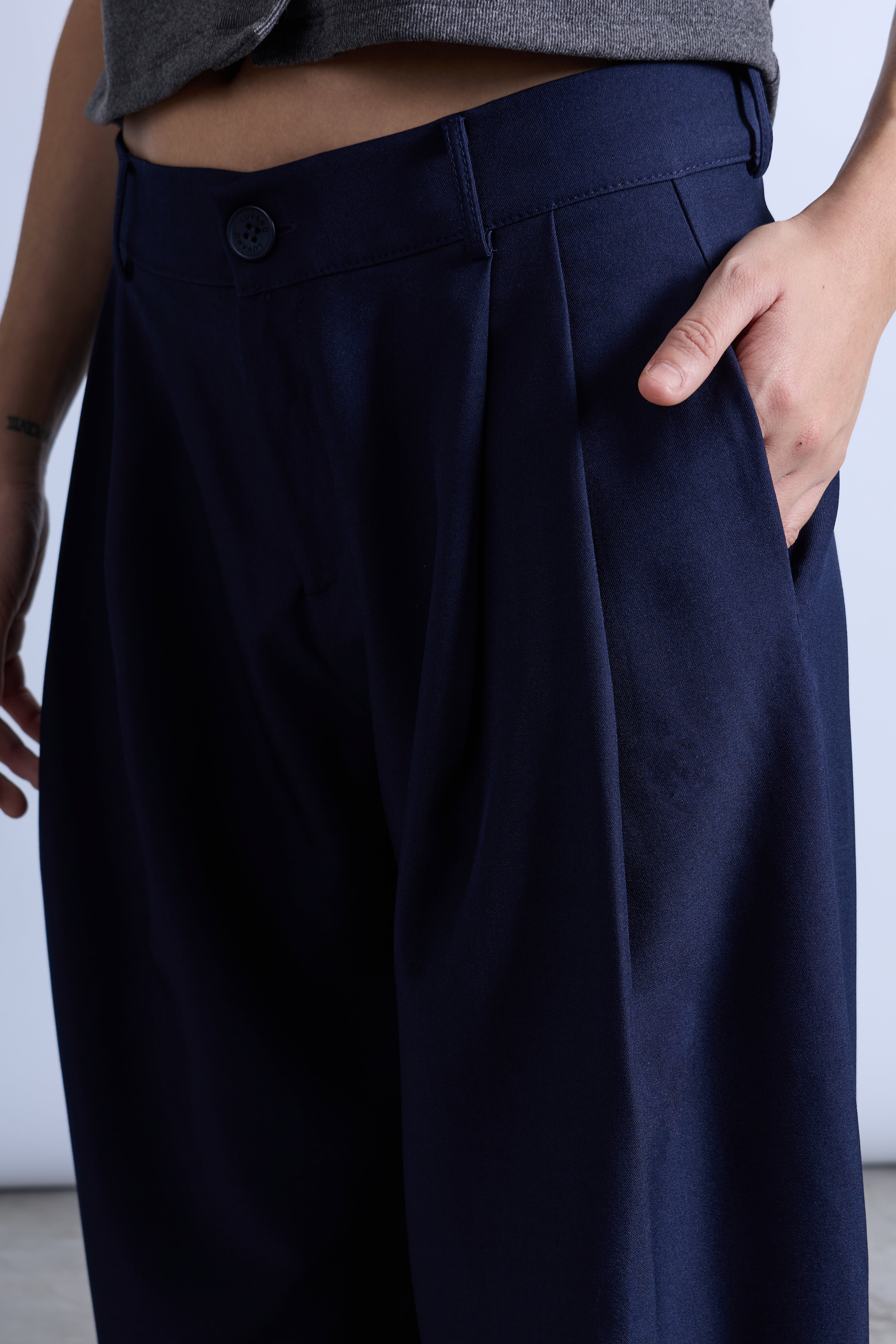 Pantalón Wide Leg Pliegues - Azul Marino