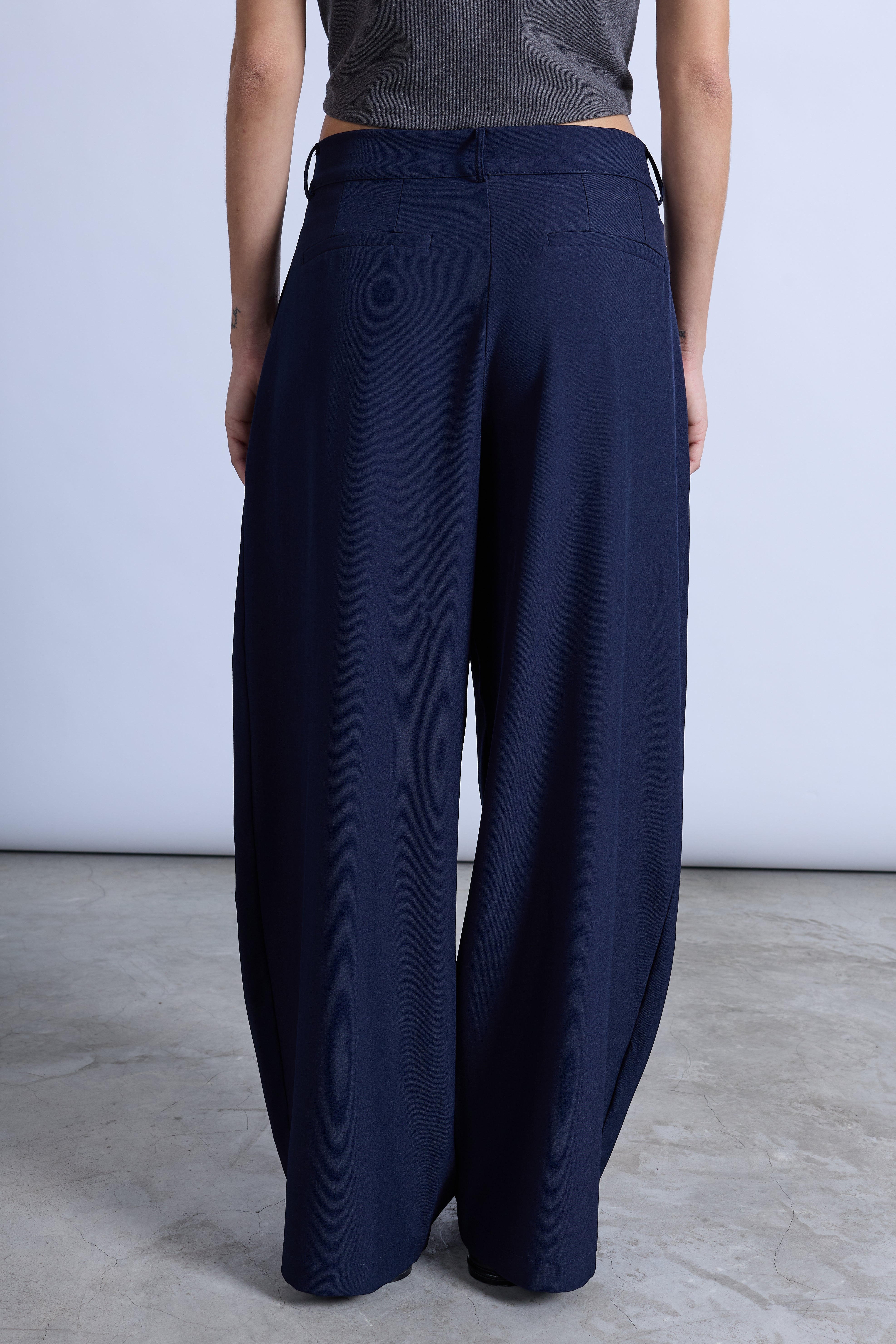 Pantalón Wide Leg Pliegues - Azul Marino
