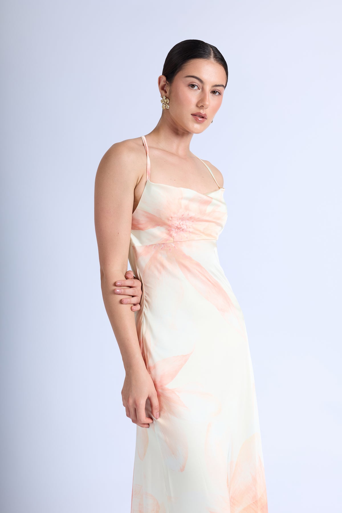 Vestido Satin Tiras Flores - Verde Pastel