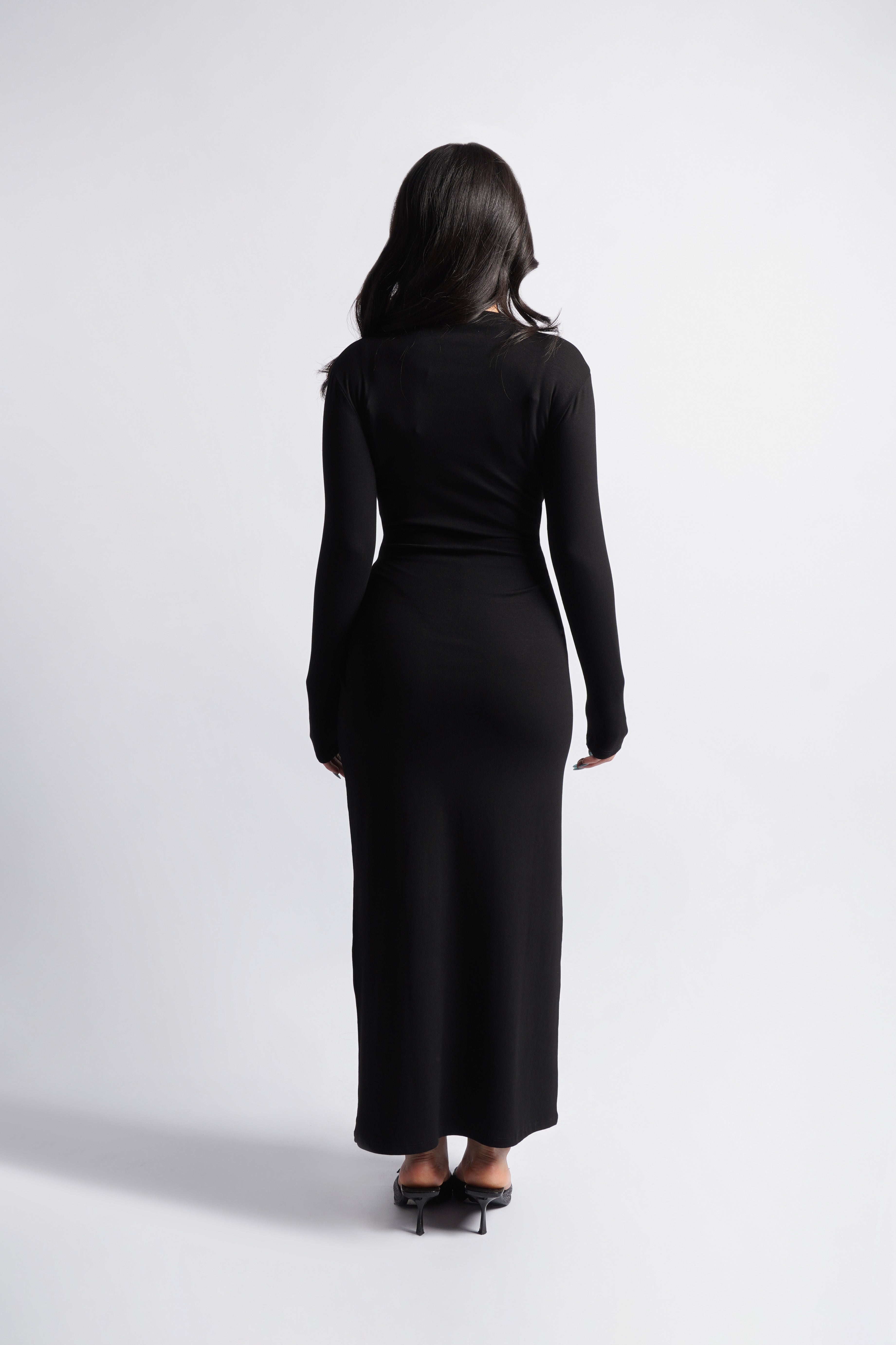 Vestido Largo Cerrado - Negro