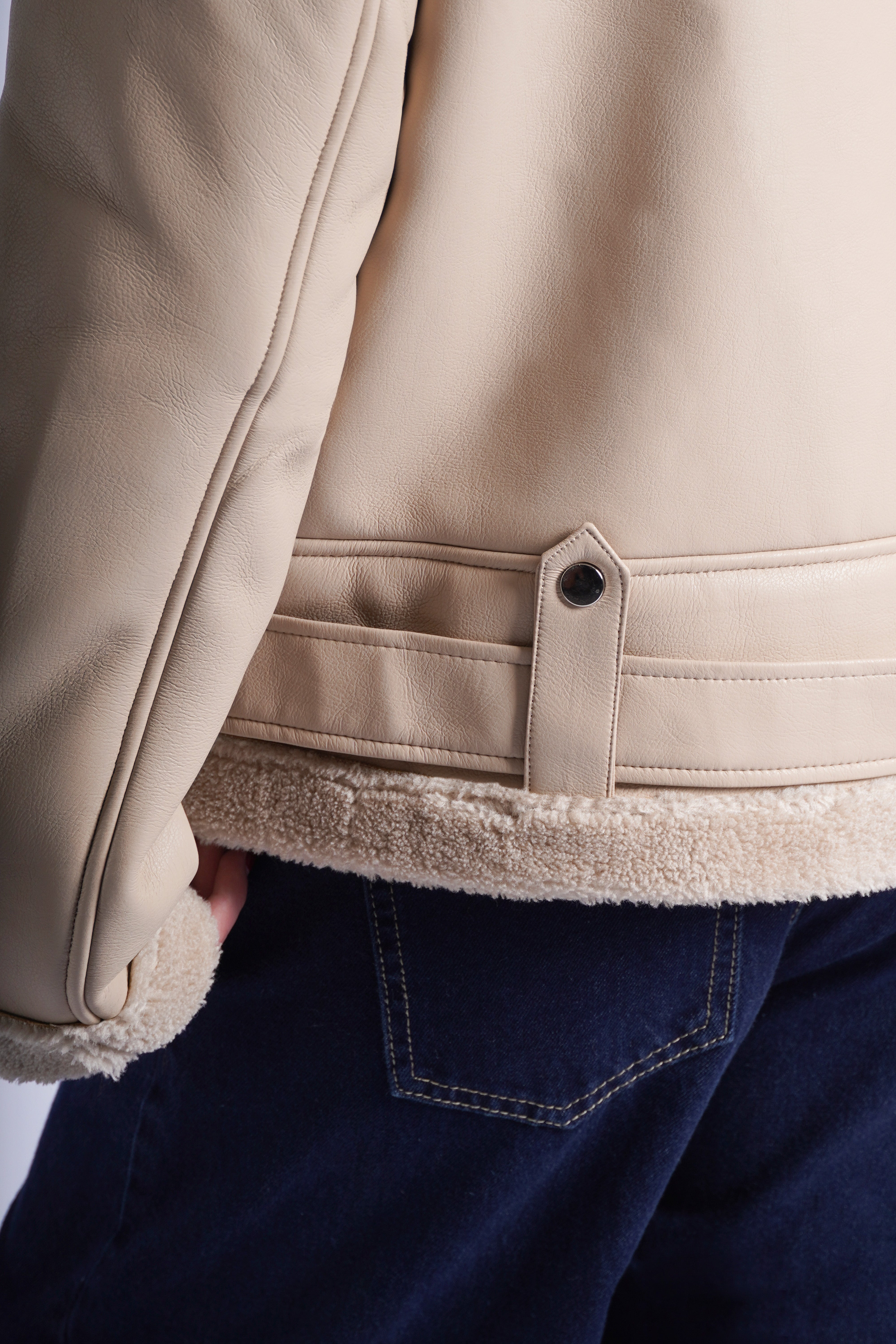 Cazadora Efecto Piel con Peluche - Beige