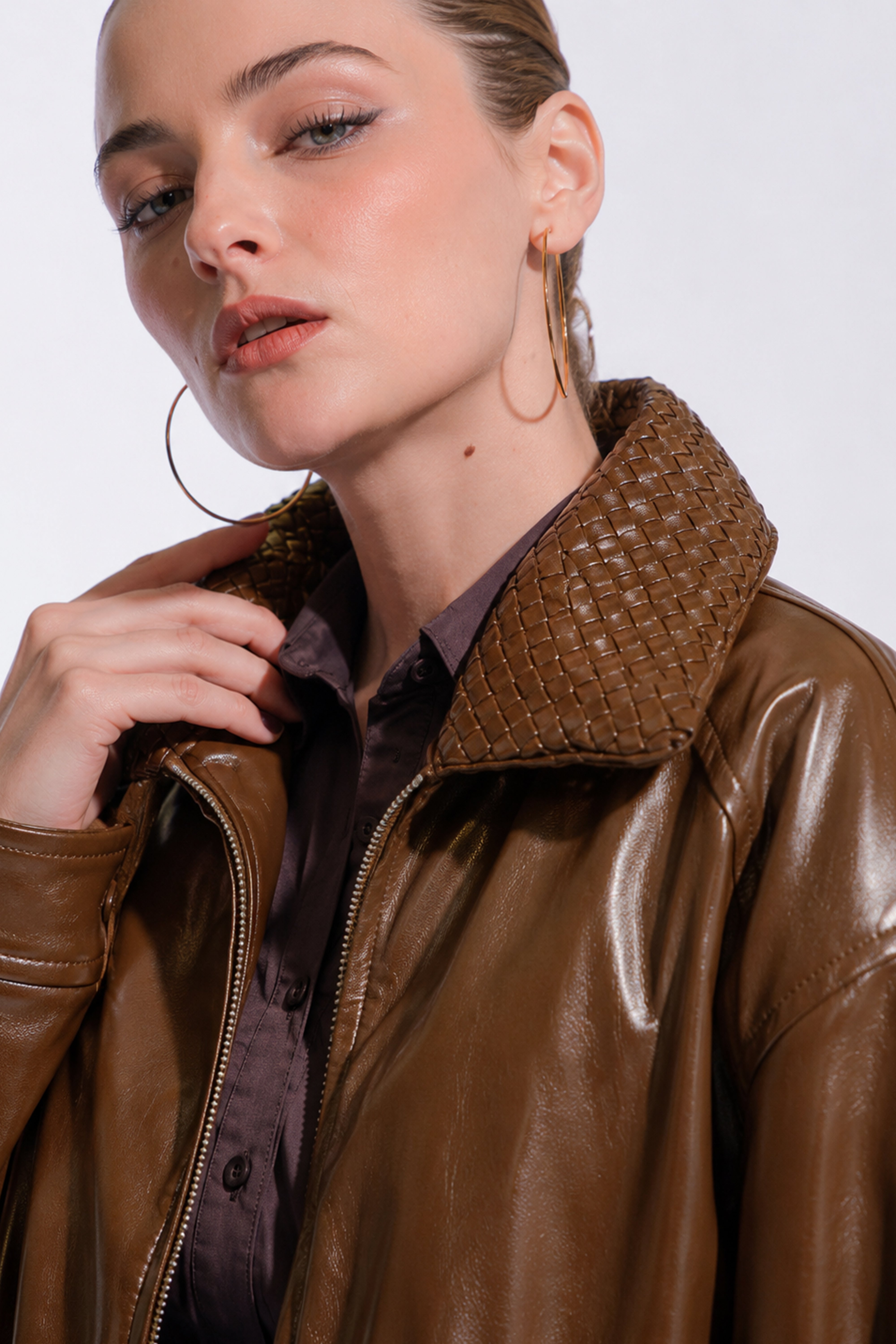Casaca Leather Cuello Textura - Camel
