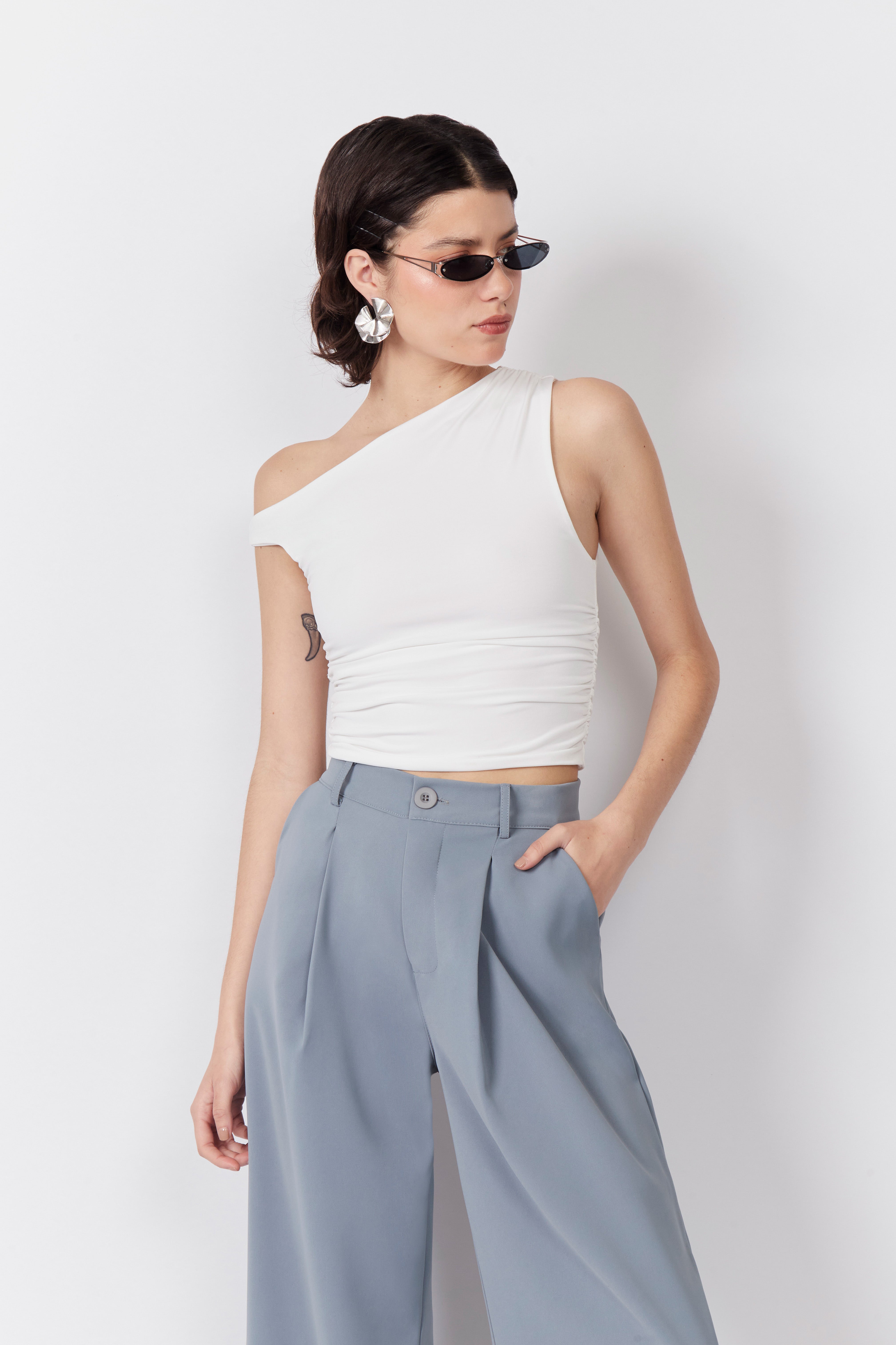 Top Asimétrico One Shoulder - Perla