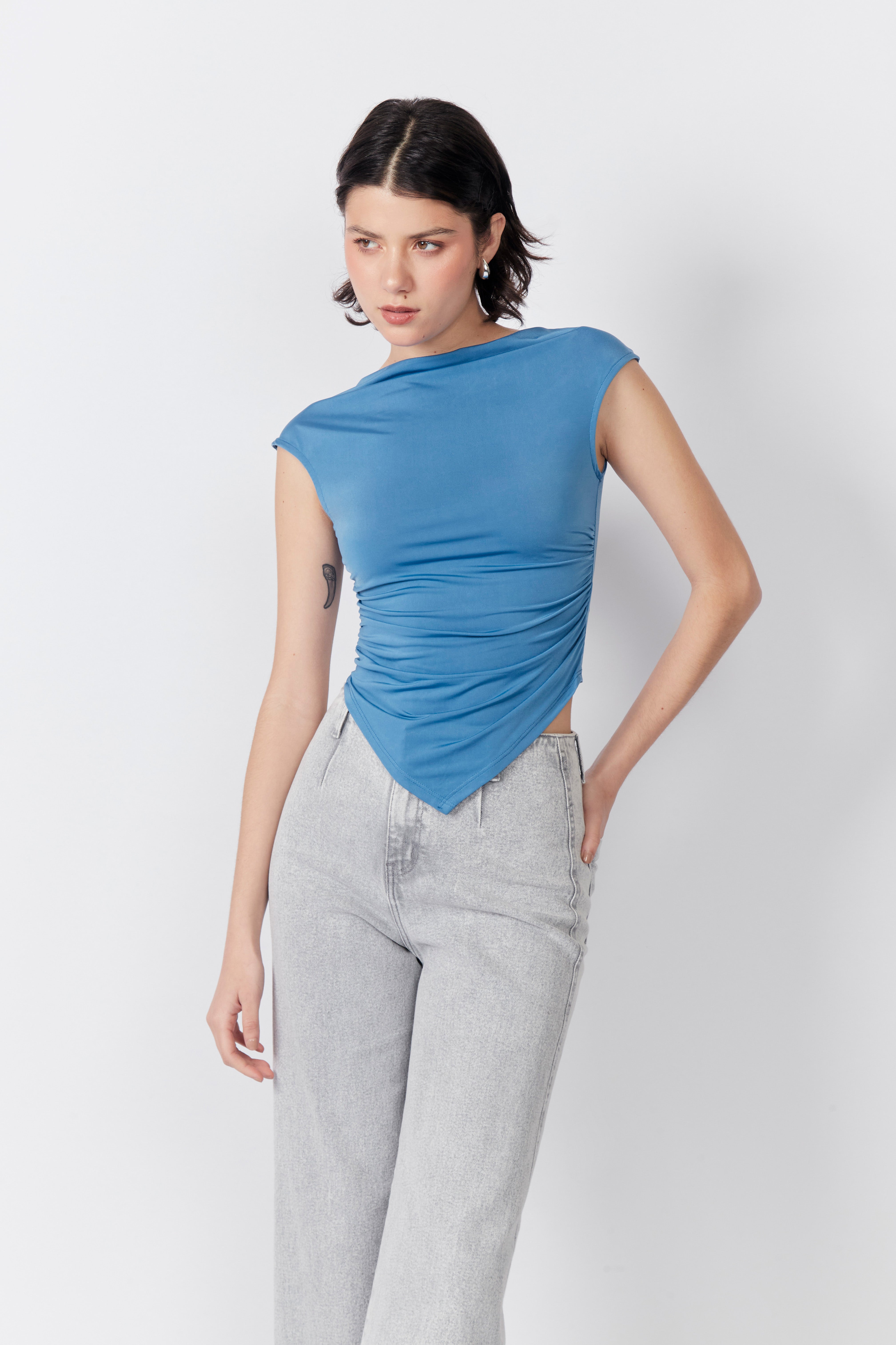 Top Drapeado en Punta - Acero