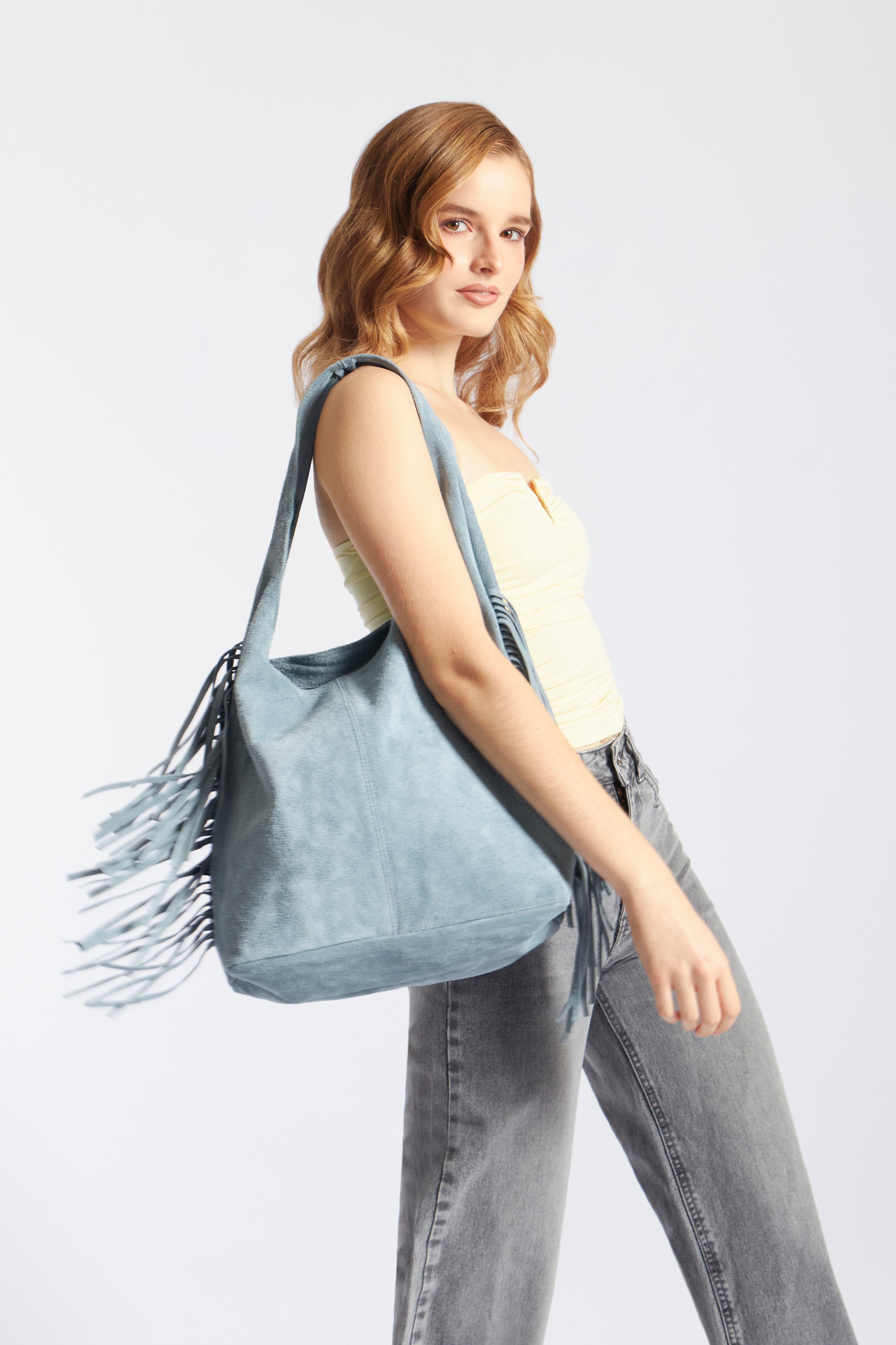 Bolso Boho Grande con Flecos - Celeste