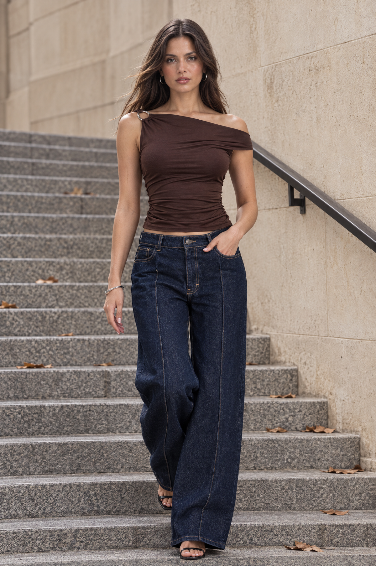 Top Minimal One Shoulder - Marrón - lifestyle