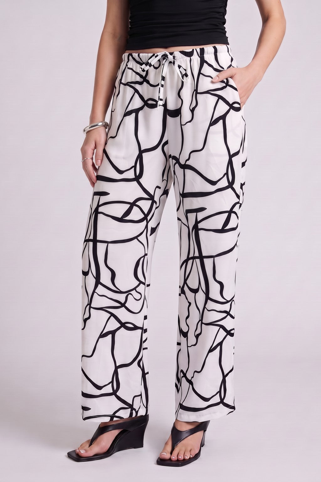 Pantalón Bali Hueso - foto en modelo 2