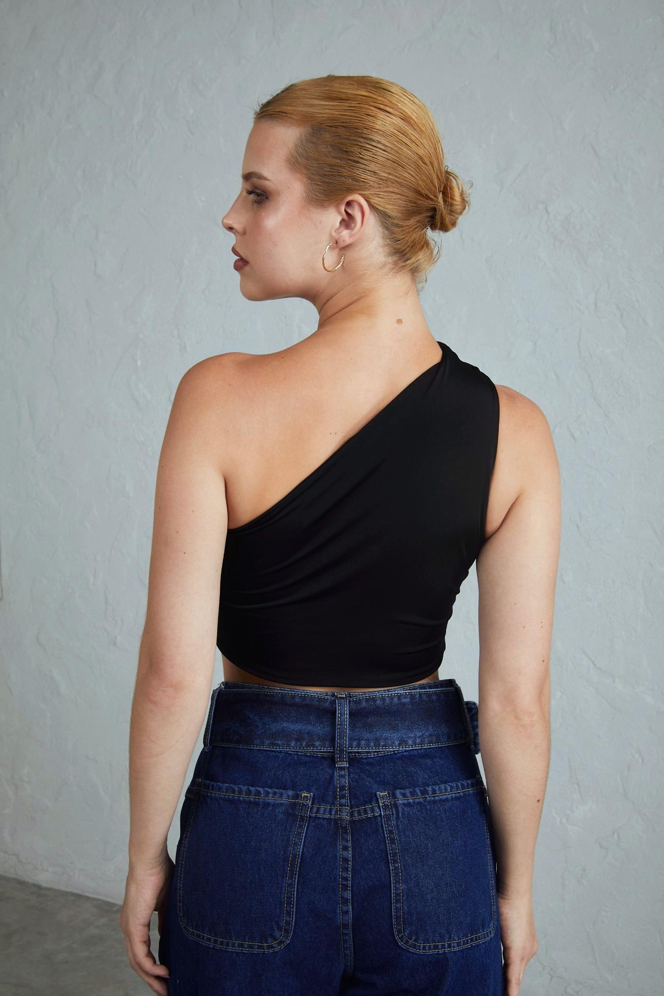 Top Amatista - Negro