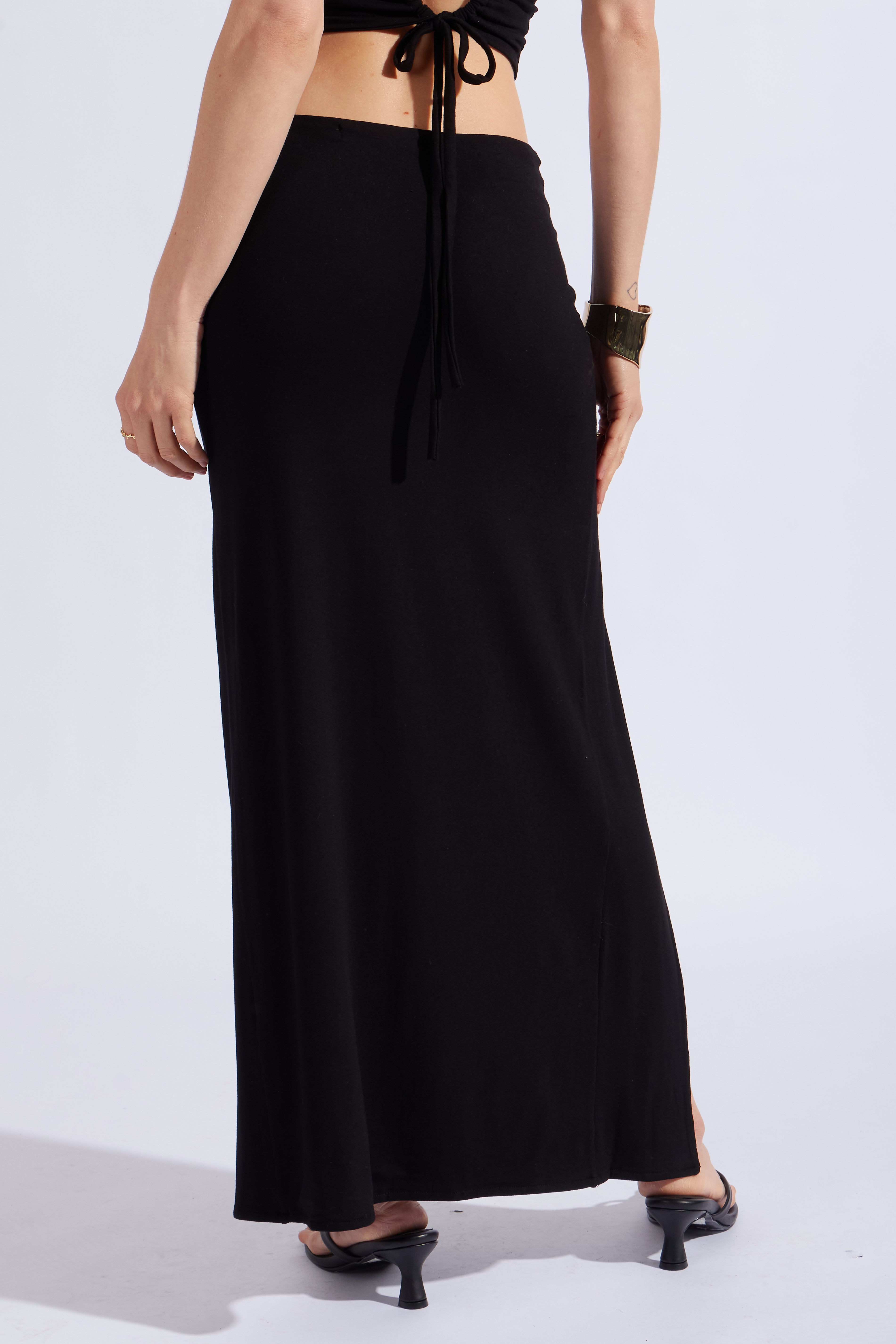 Falda Midi Fruncida - Negro