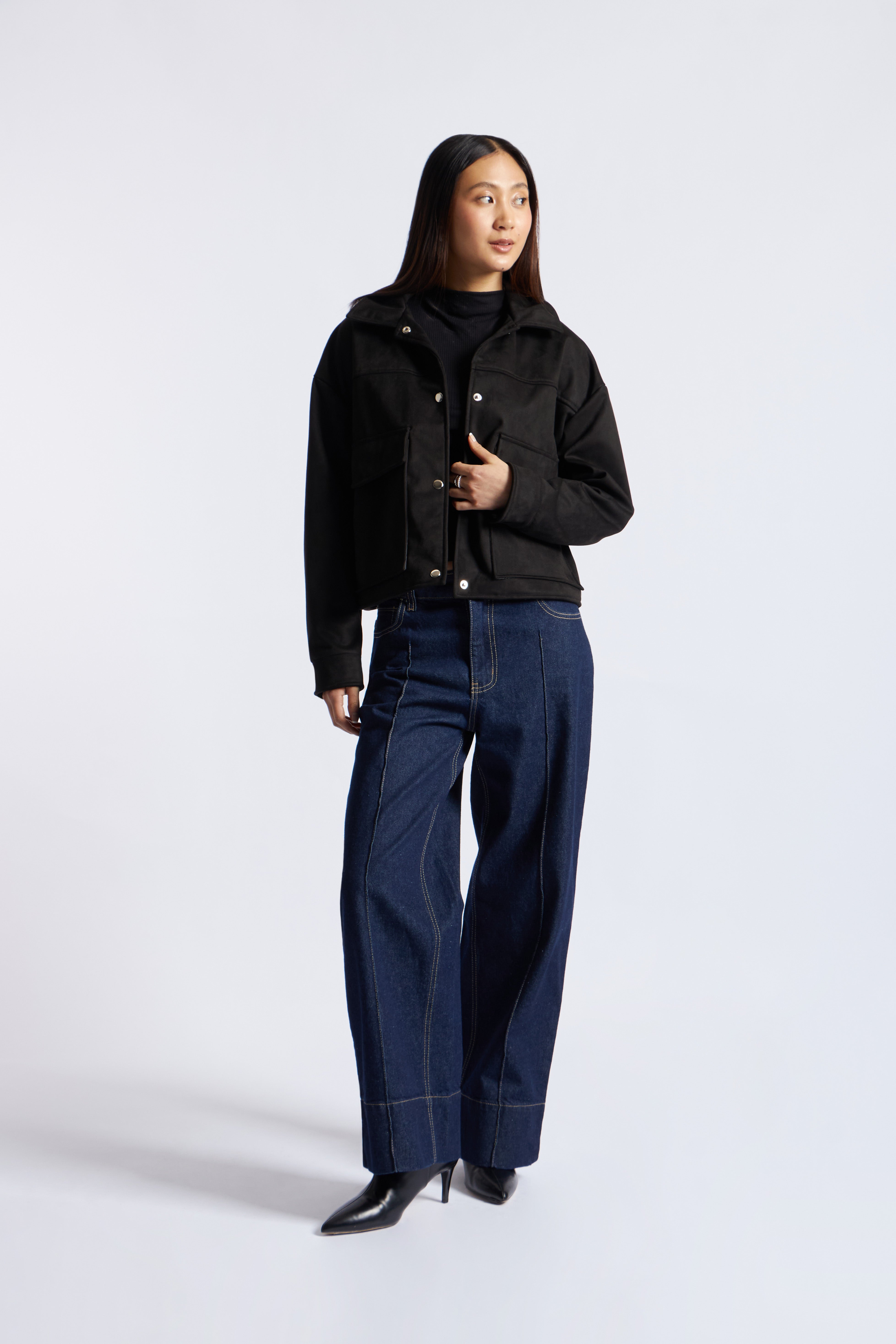 Casaca Suede Bolsillos - Negro