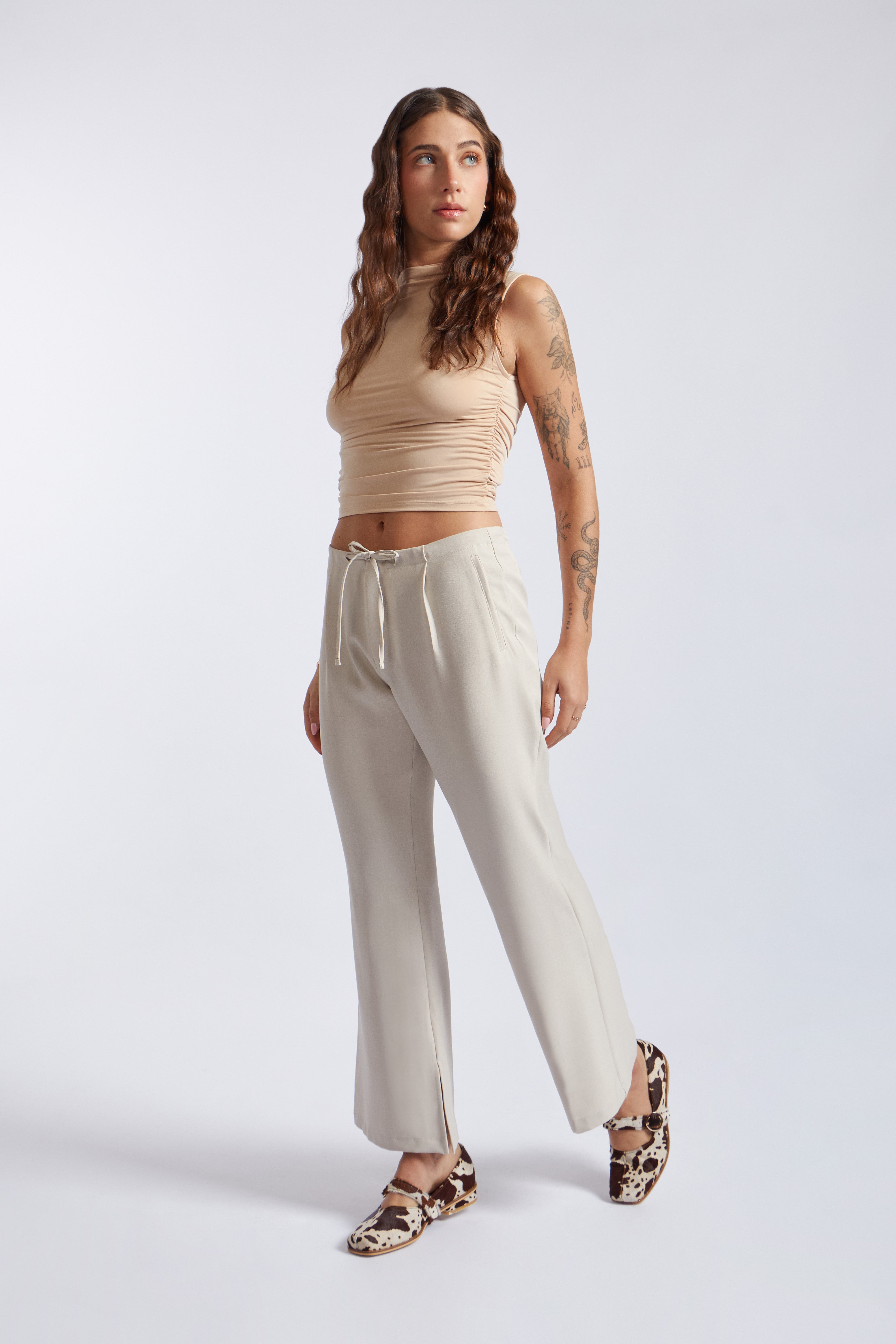 Pantalón Flare Abertura - Arena