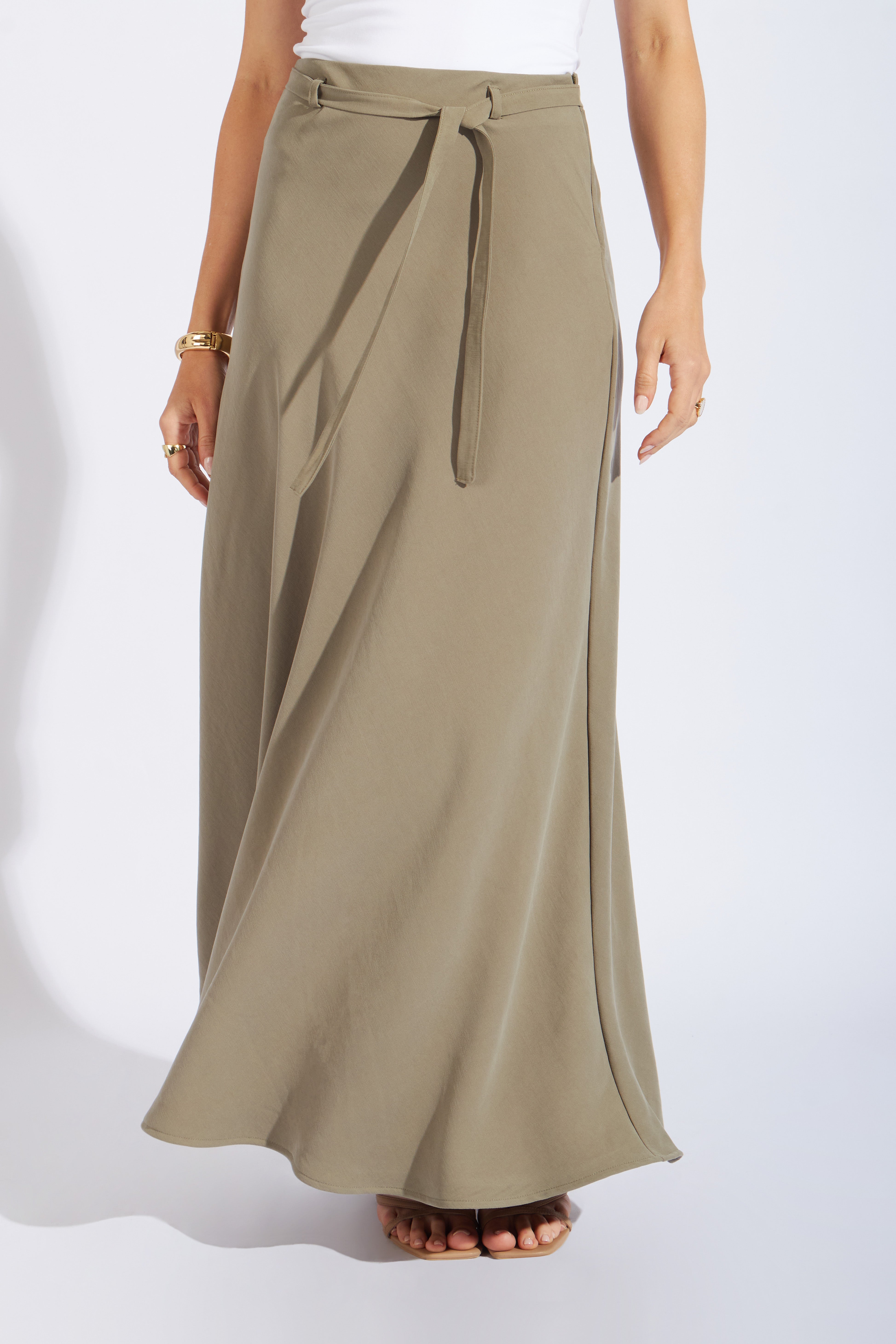Falda Midi con Cinturón - Verde