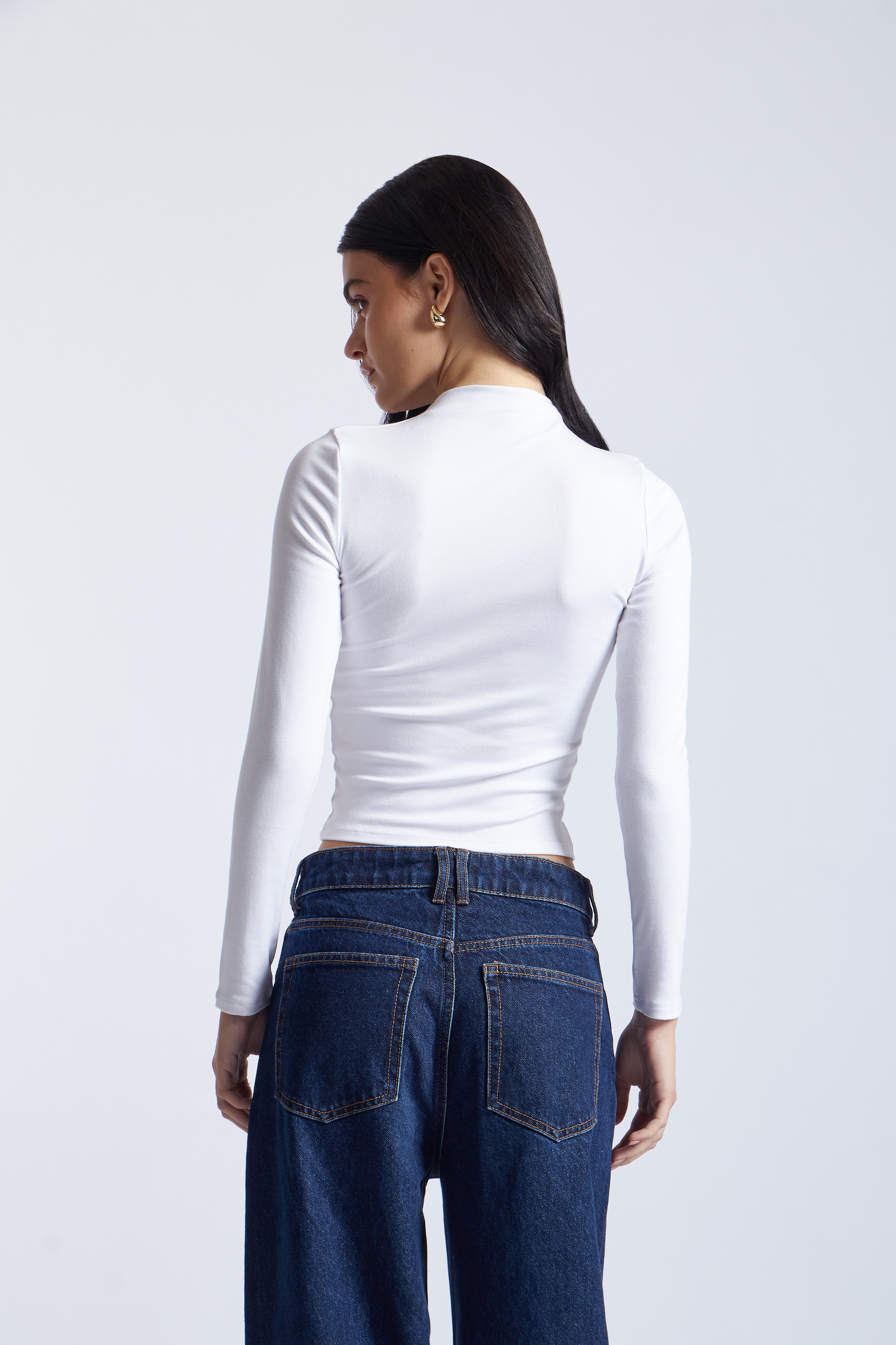 Camiseta Cuello Alto - Blanco