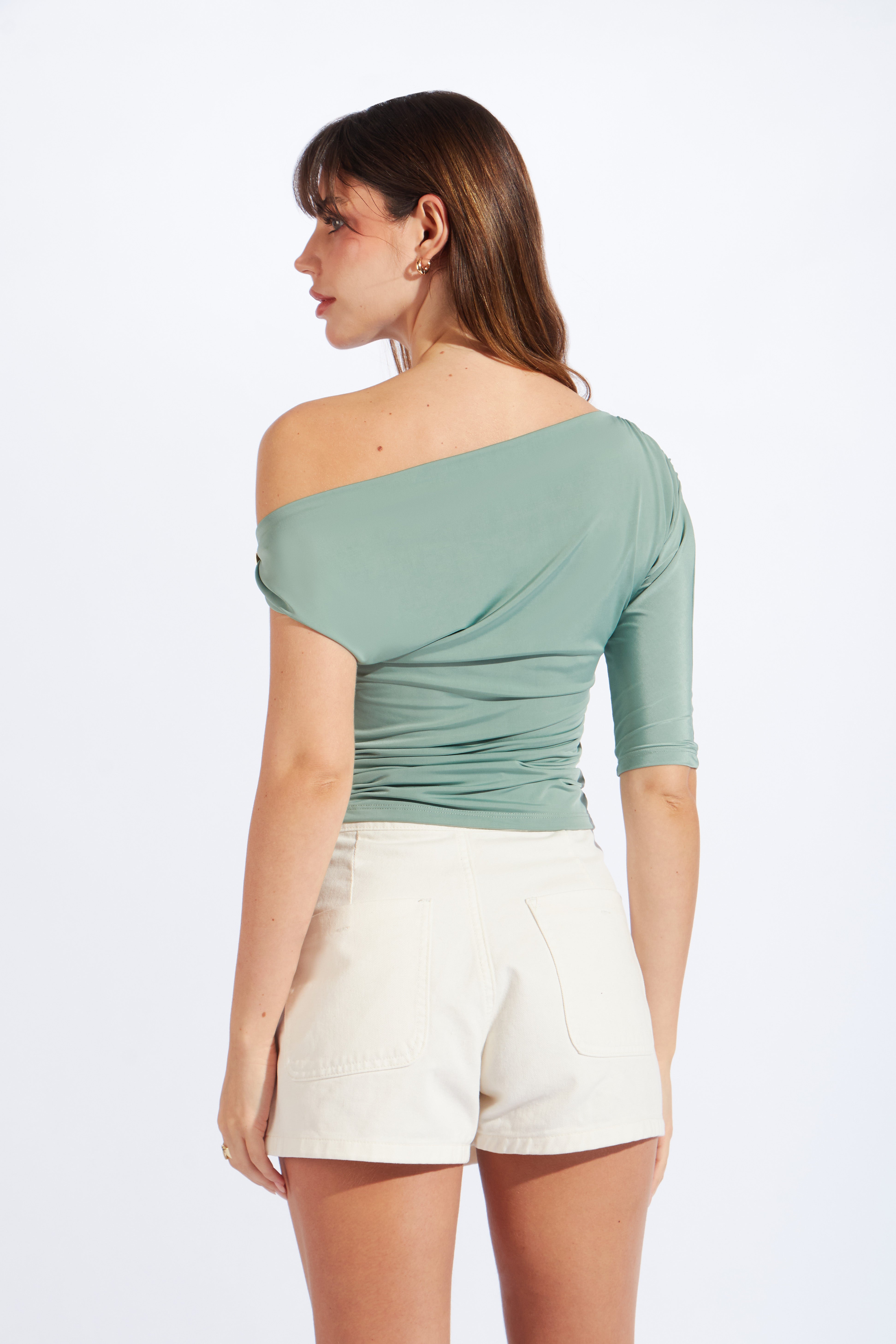 Top One Shoulder con Adorno - Pistacho