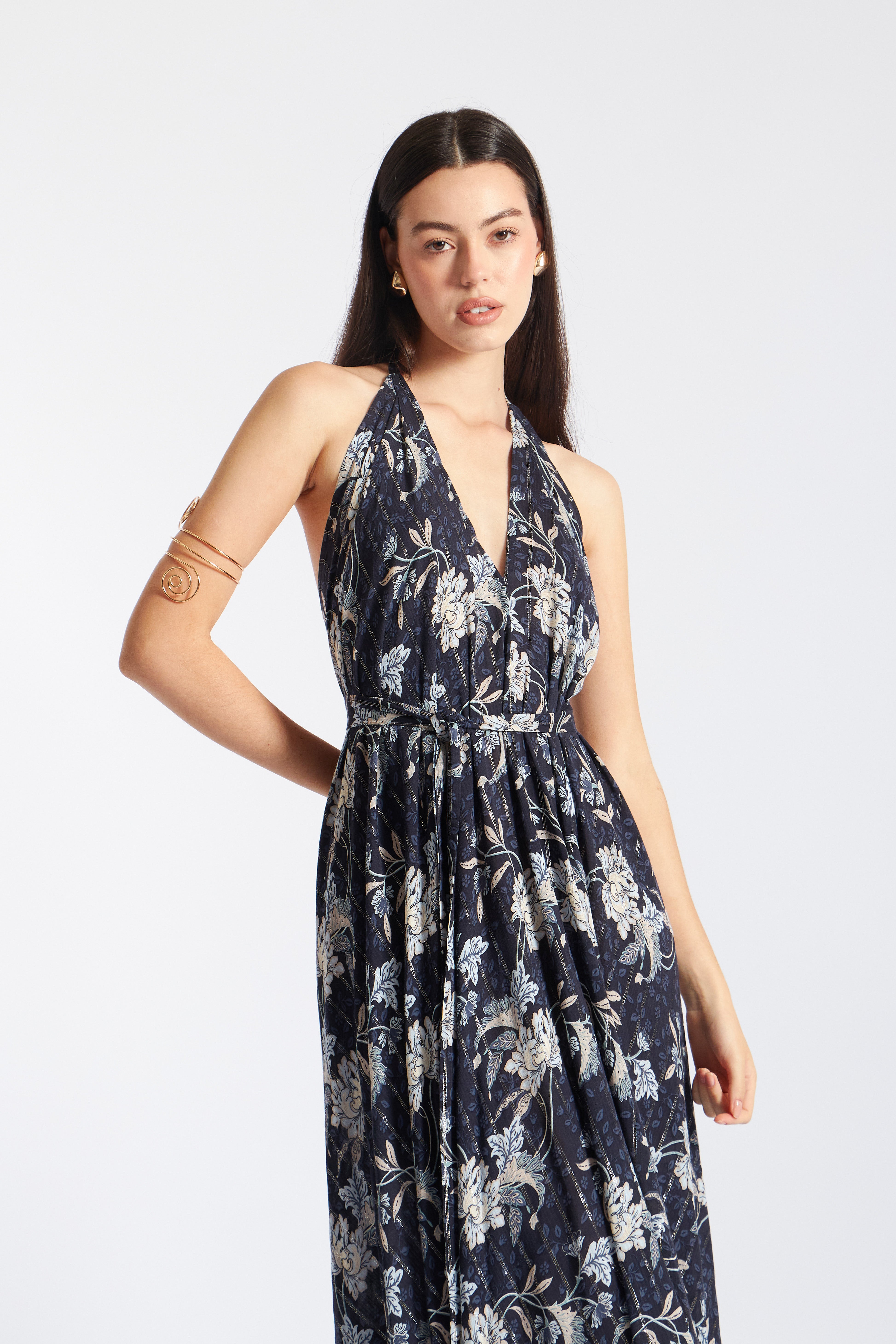 Vestido Fluido Halter Escote  - Azul