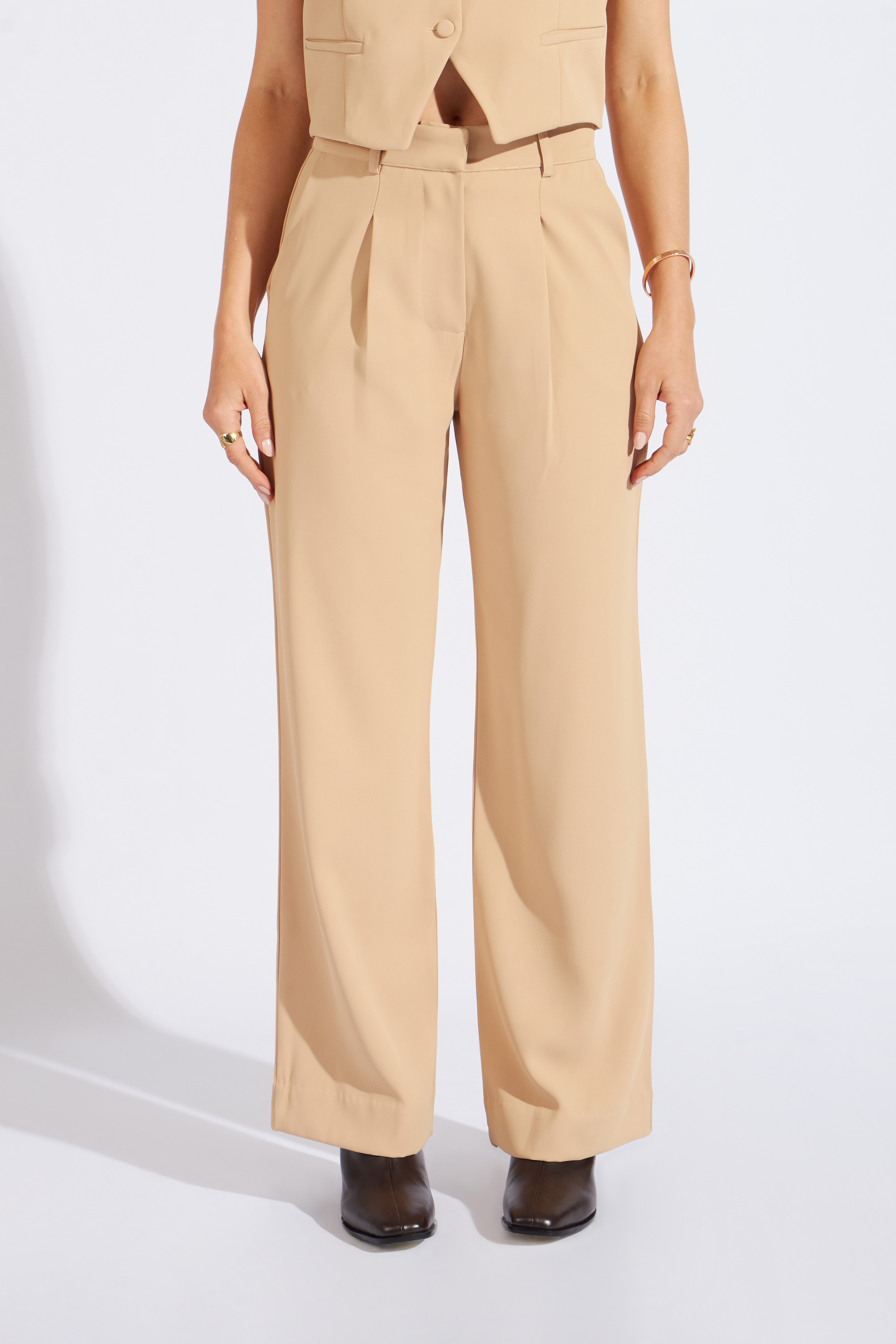 Pantalón Fluido Estructura  - Beige