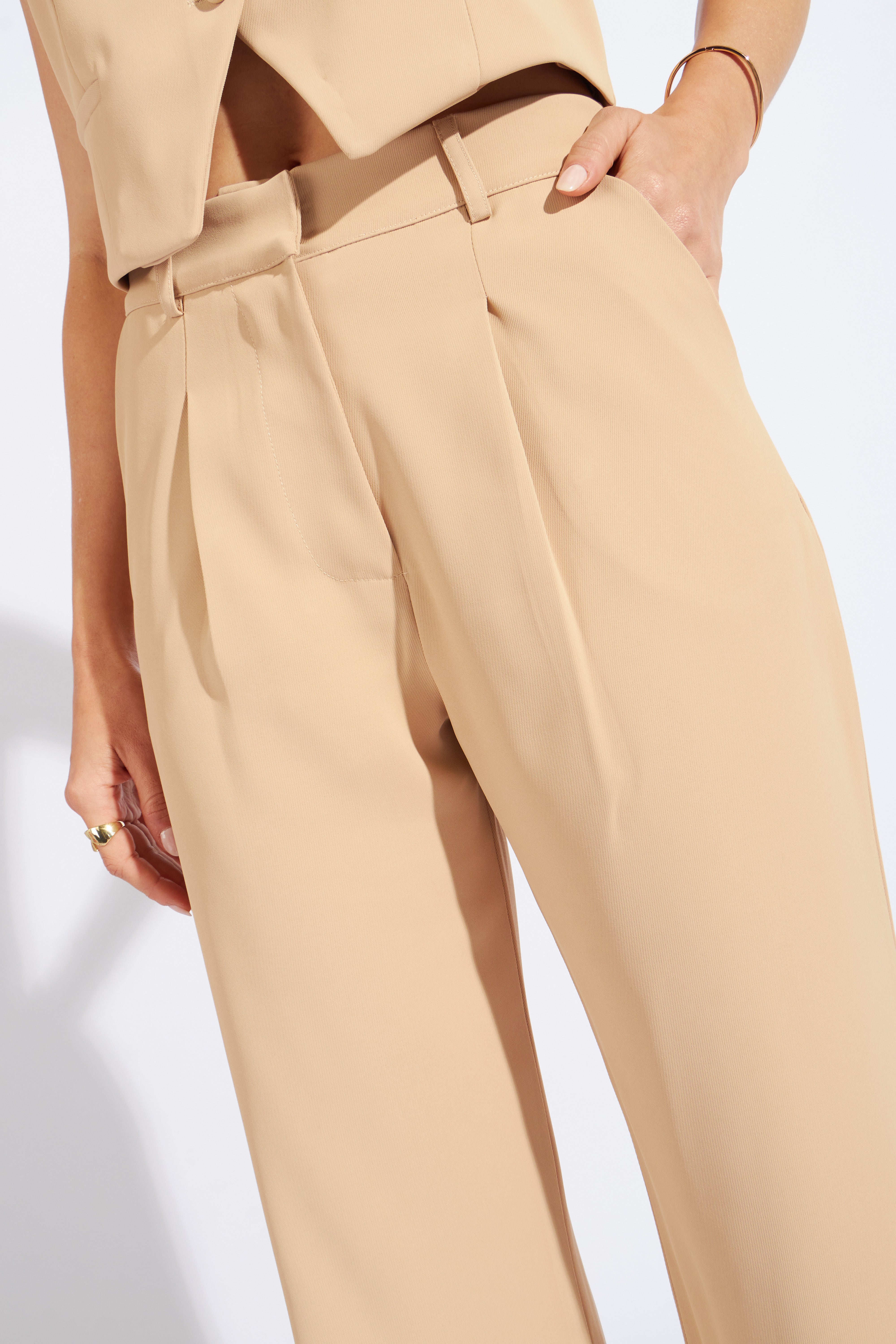 Pantalón Fluido Estructura  - Beige