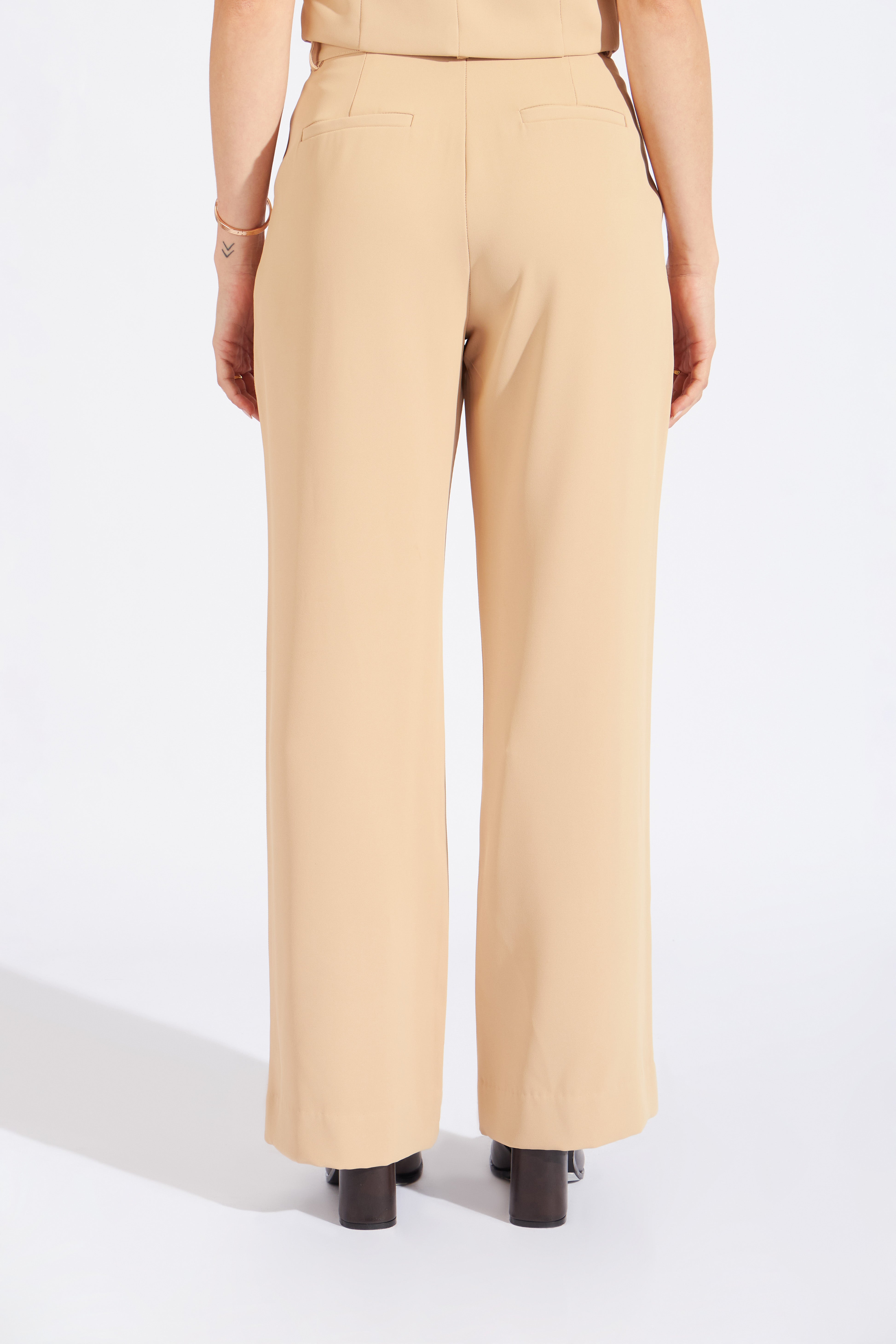 Pantalón Fluido Estructura  - Beige