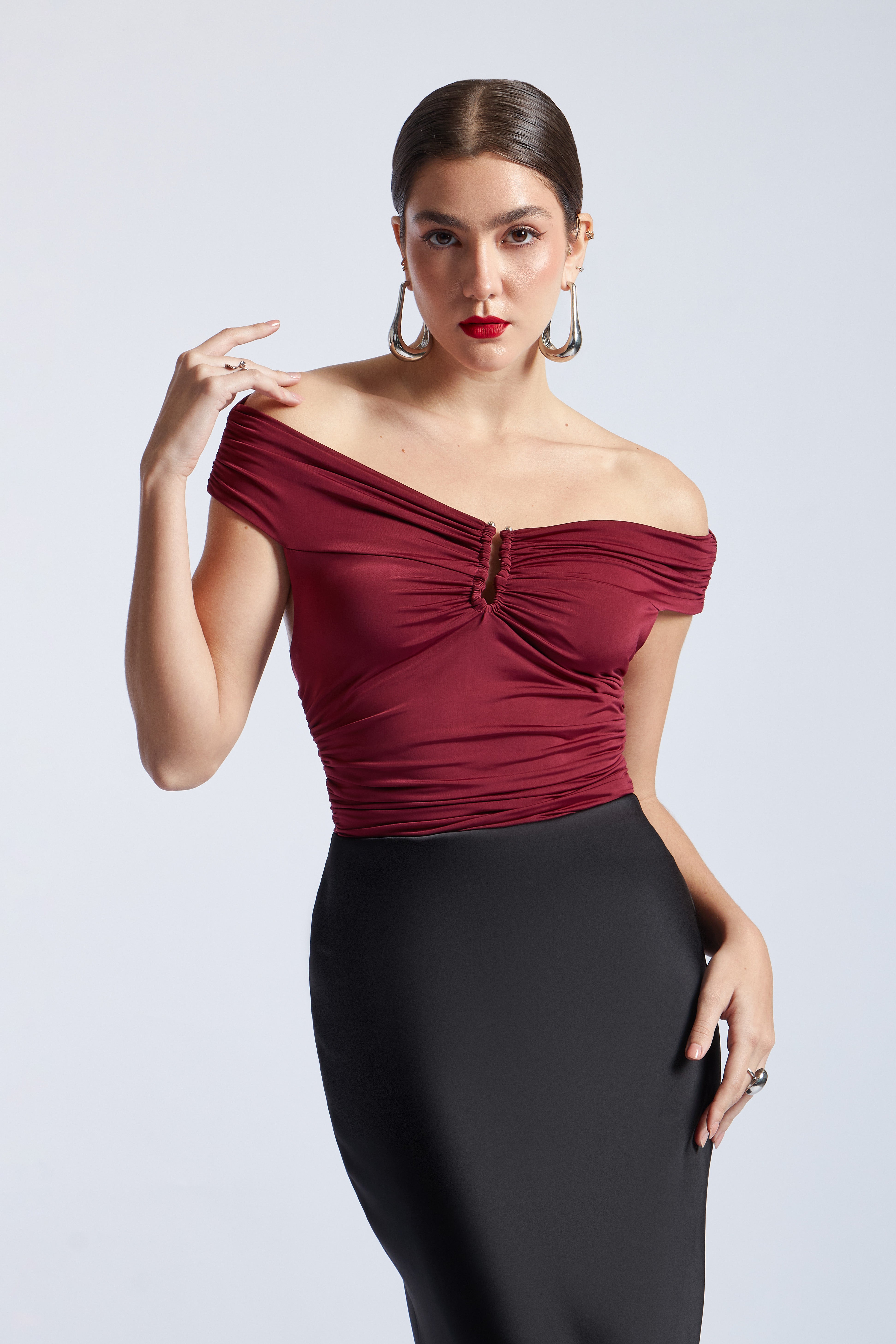 Body Off Shoulder Drapeado con Adorno - Borgoña