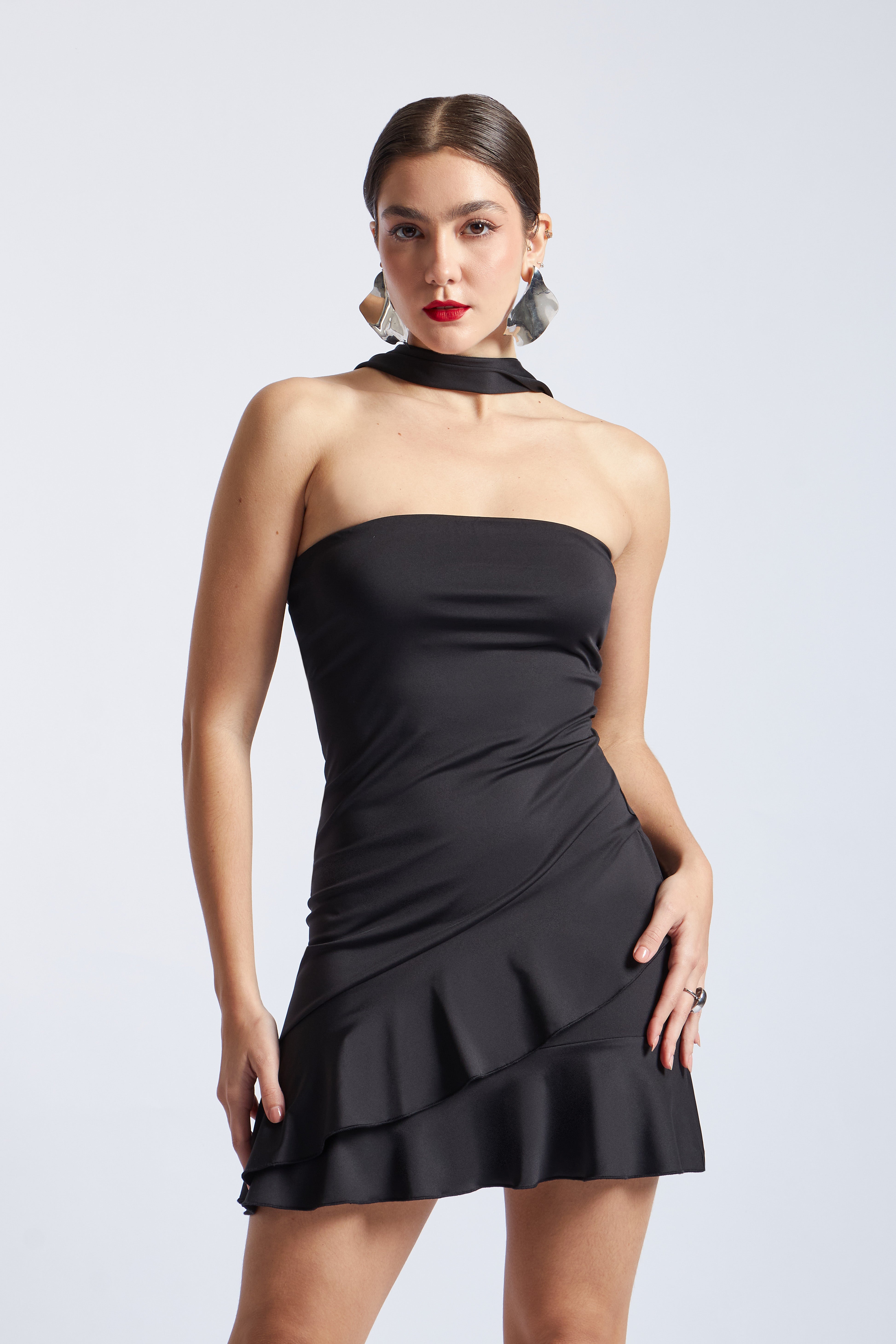 Vestido Strapless con Volantes - Negro