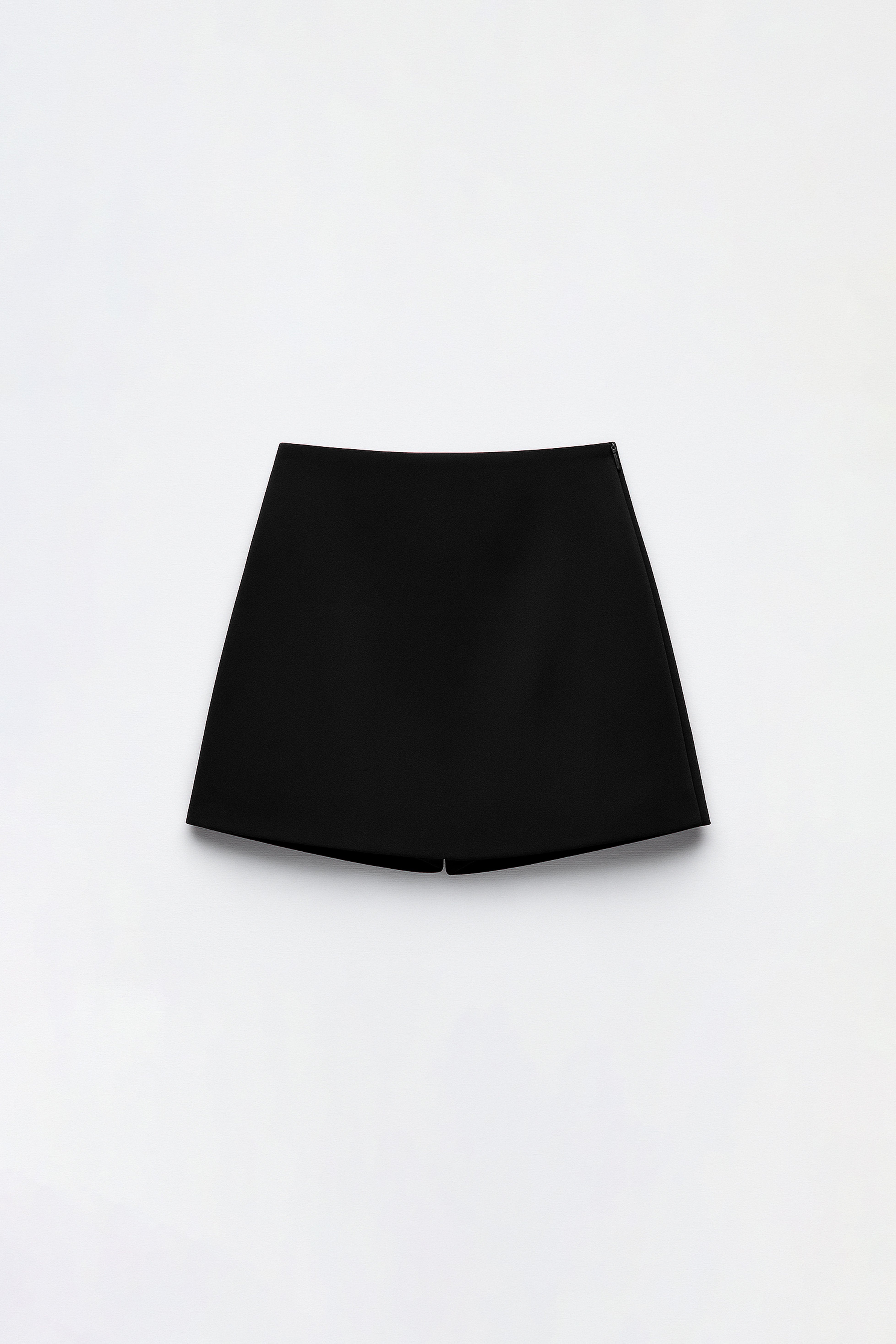 Falda Short Básica Pinzada - Negro