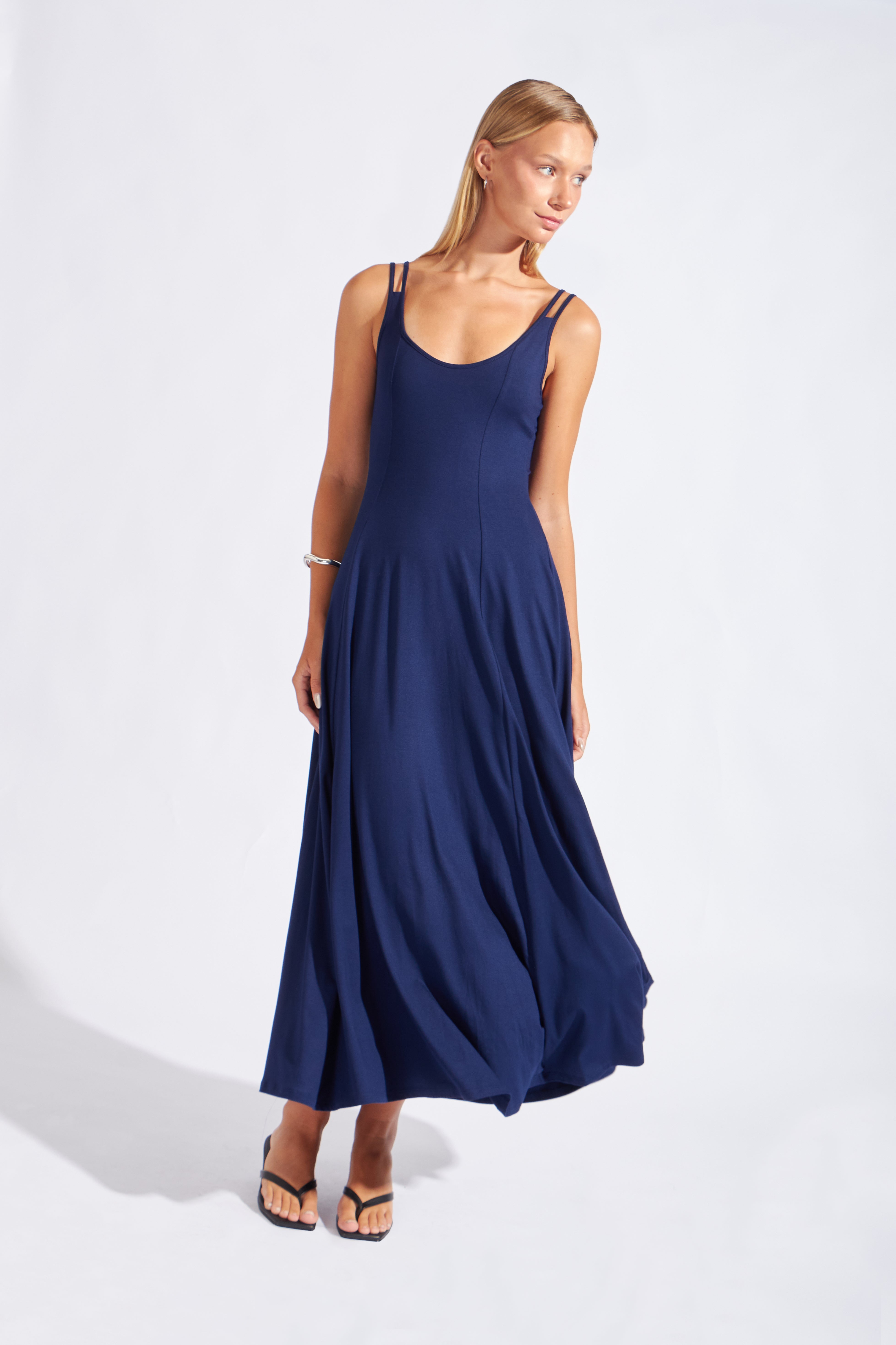 Vestido Tirantes Silueta - Azul