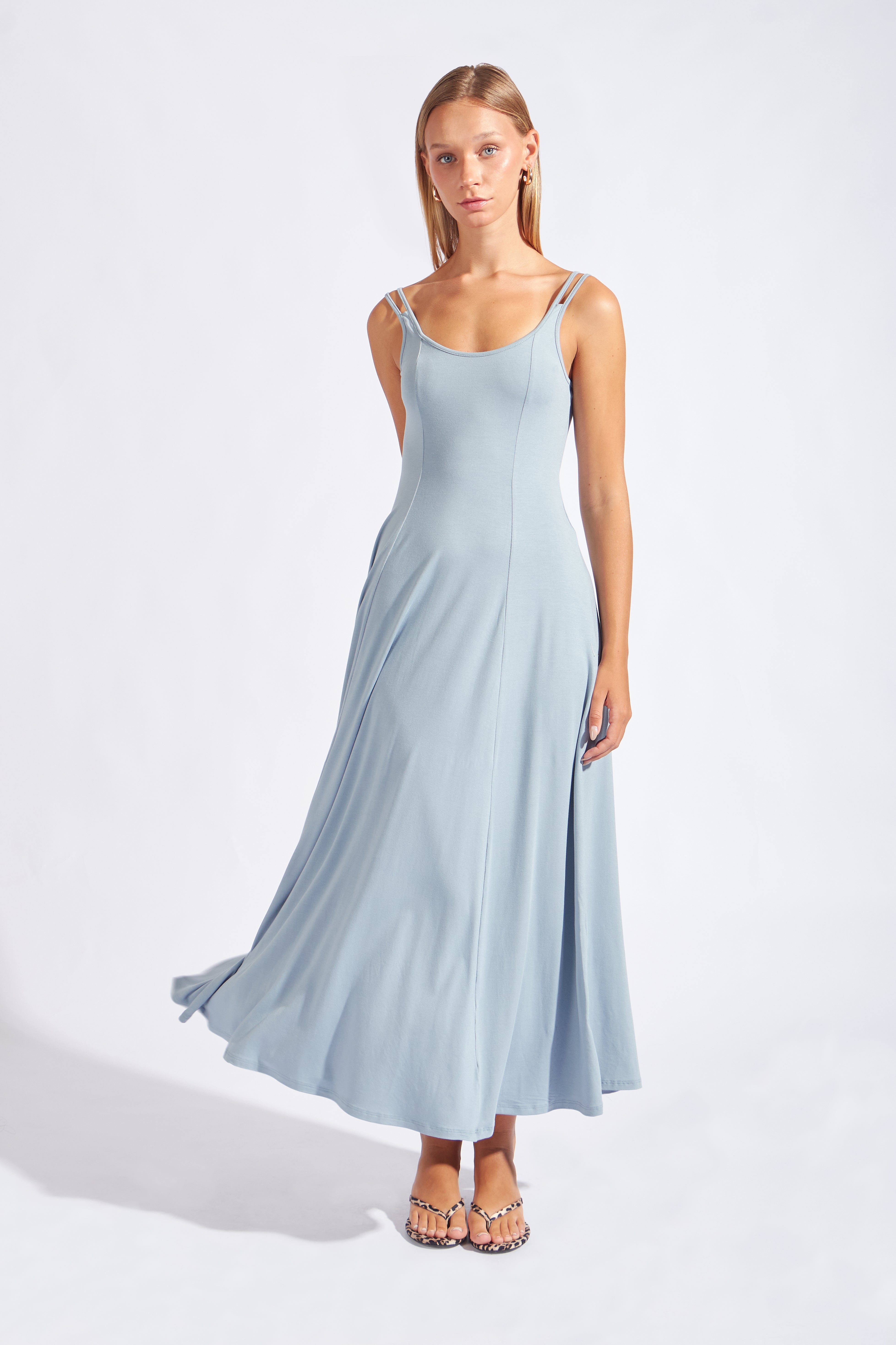 Vestido Tirantes Silueta - Acero