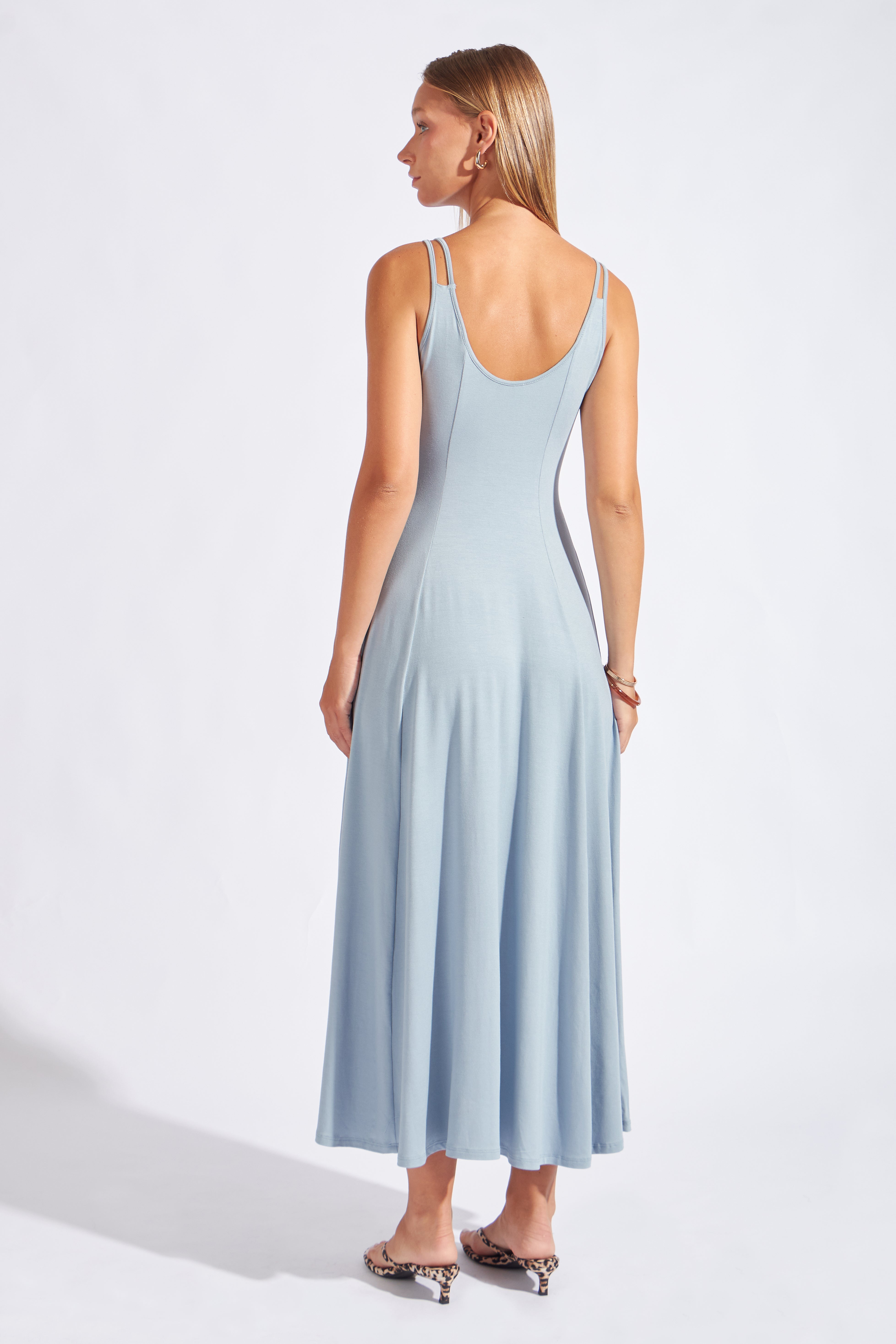 Vestido Tirantes Silueta - Acero