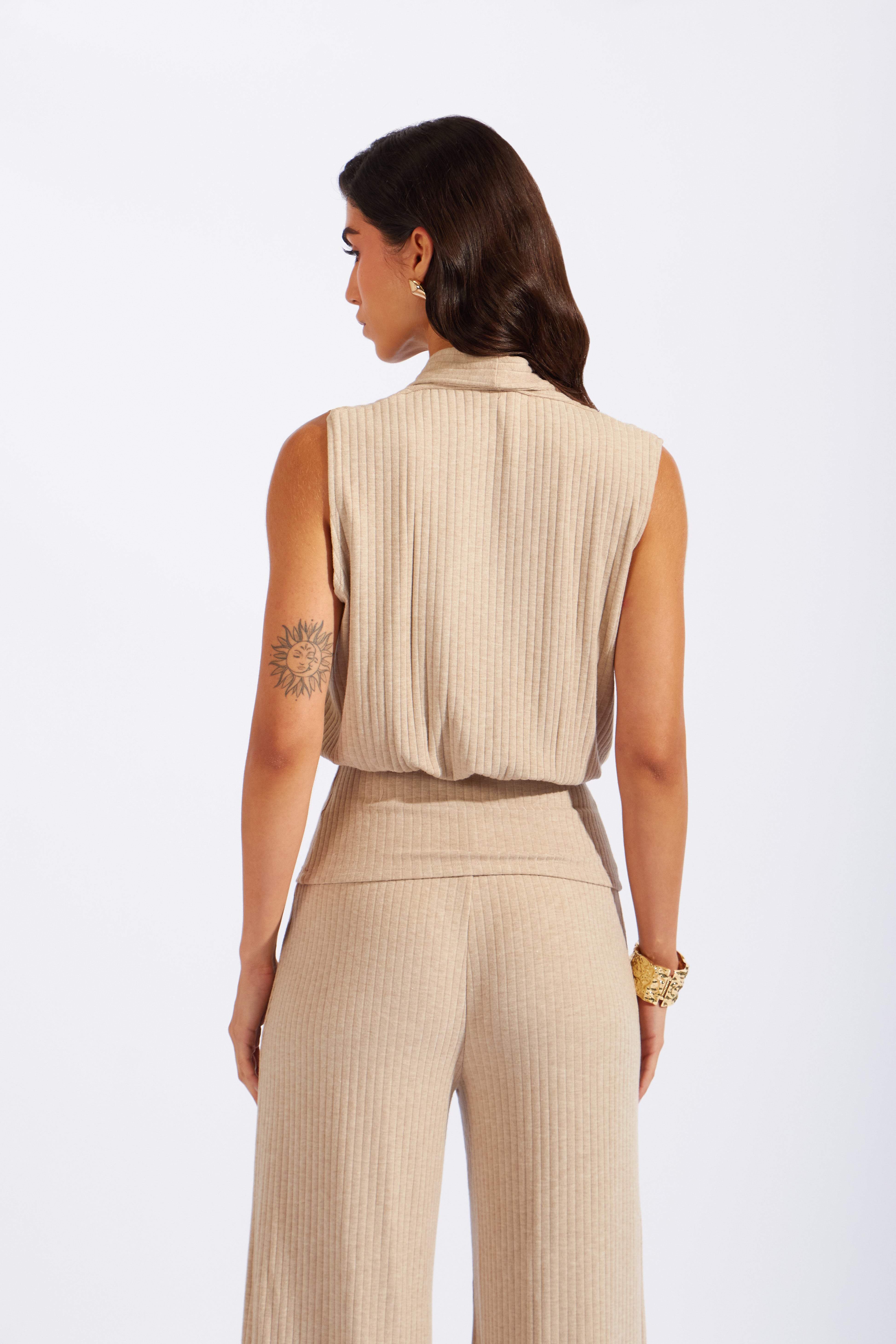 Top Escote Solapa - Arena